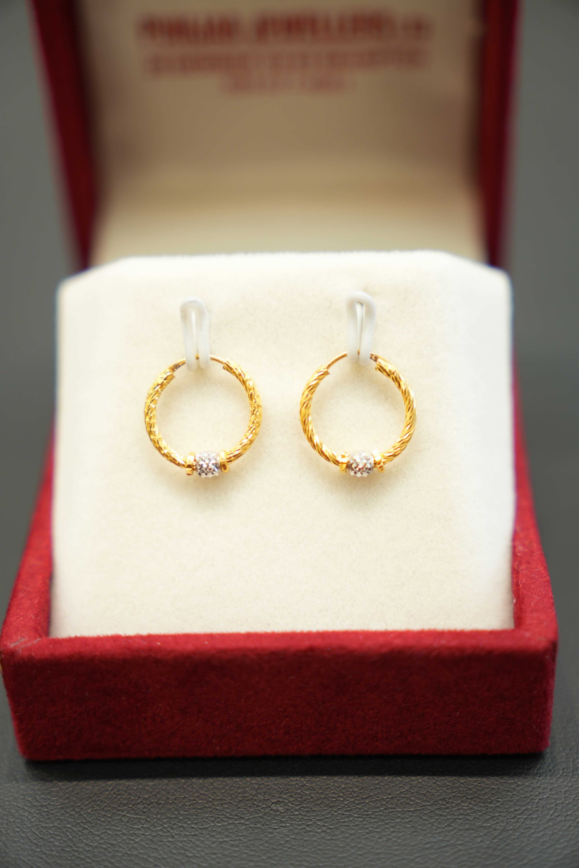 Beautiful yellow gold earrings