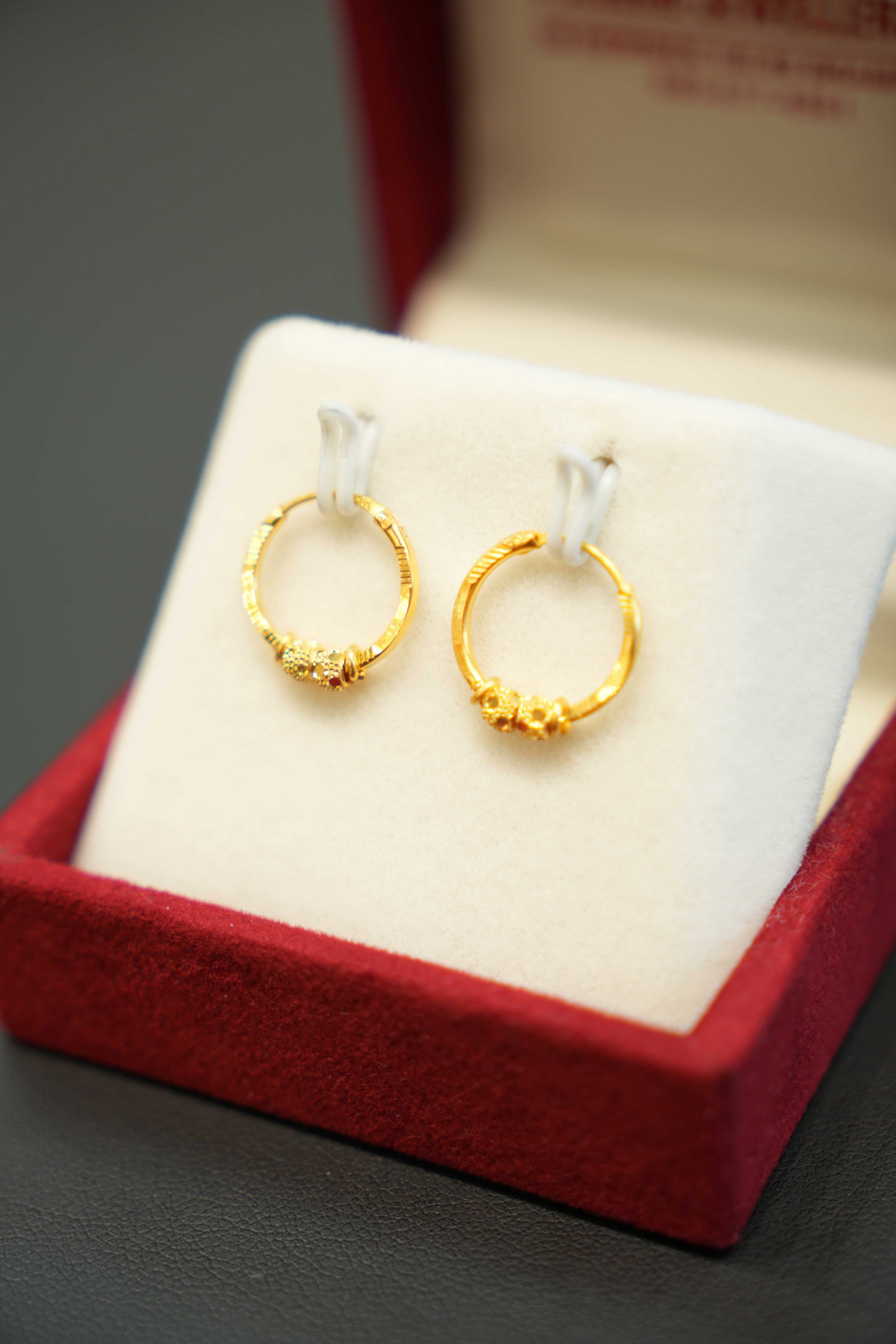 22K ladies hoop earrings 