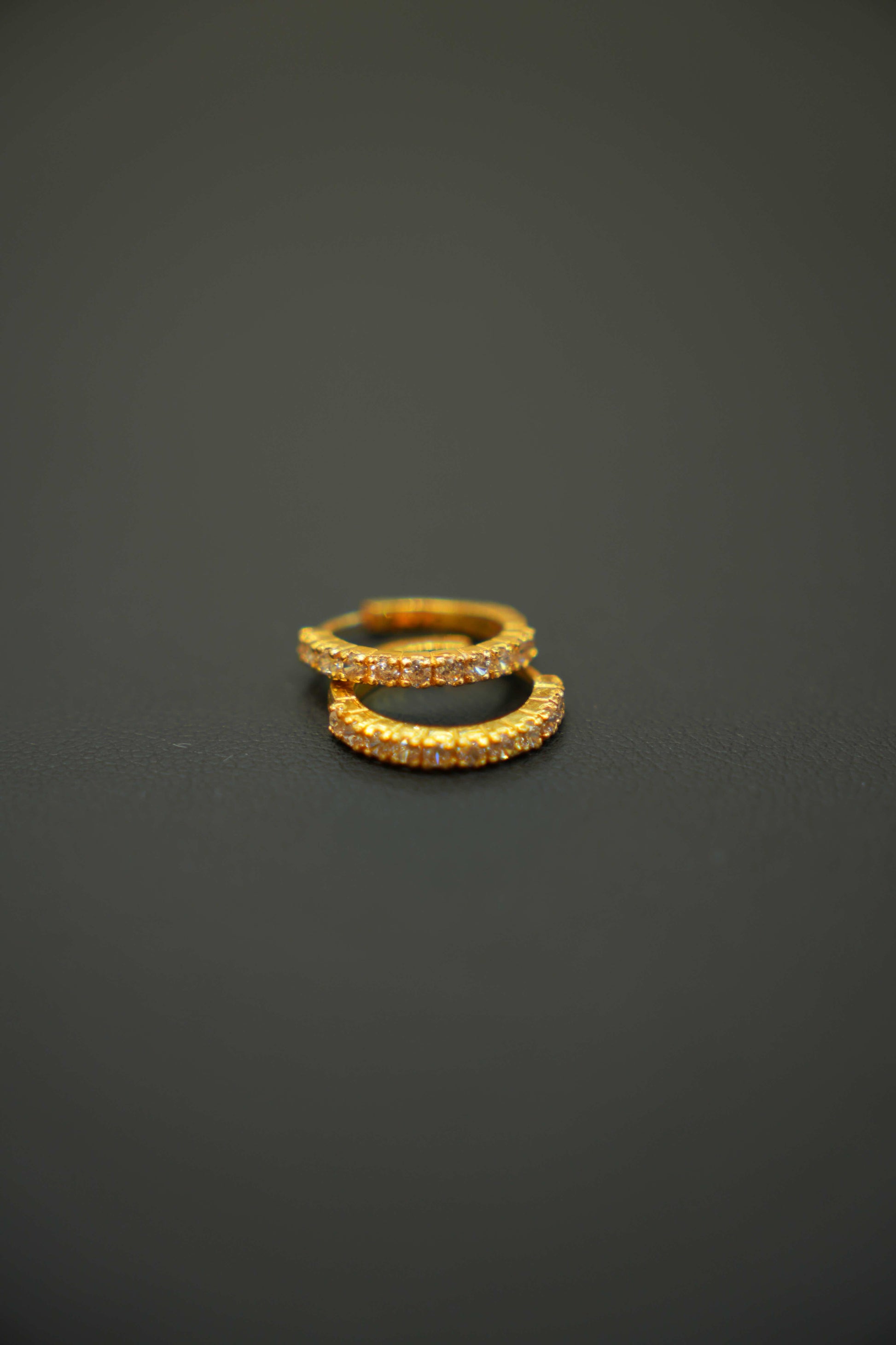 Traditional 22K yellow gold hoop earrings