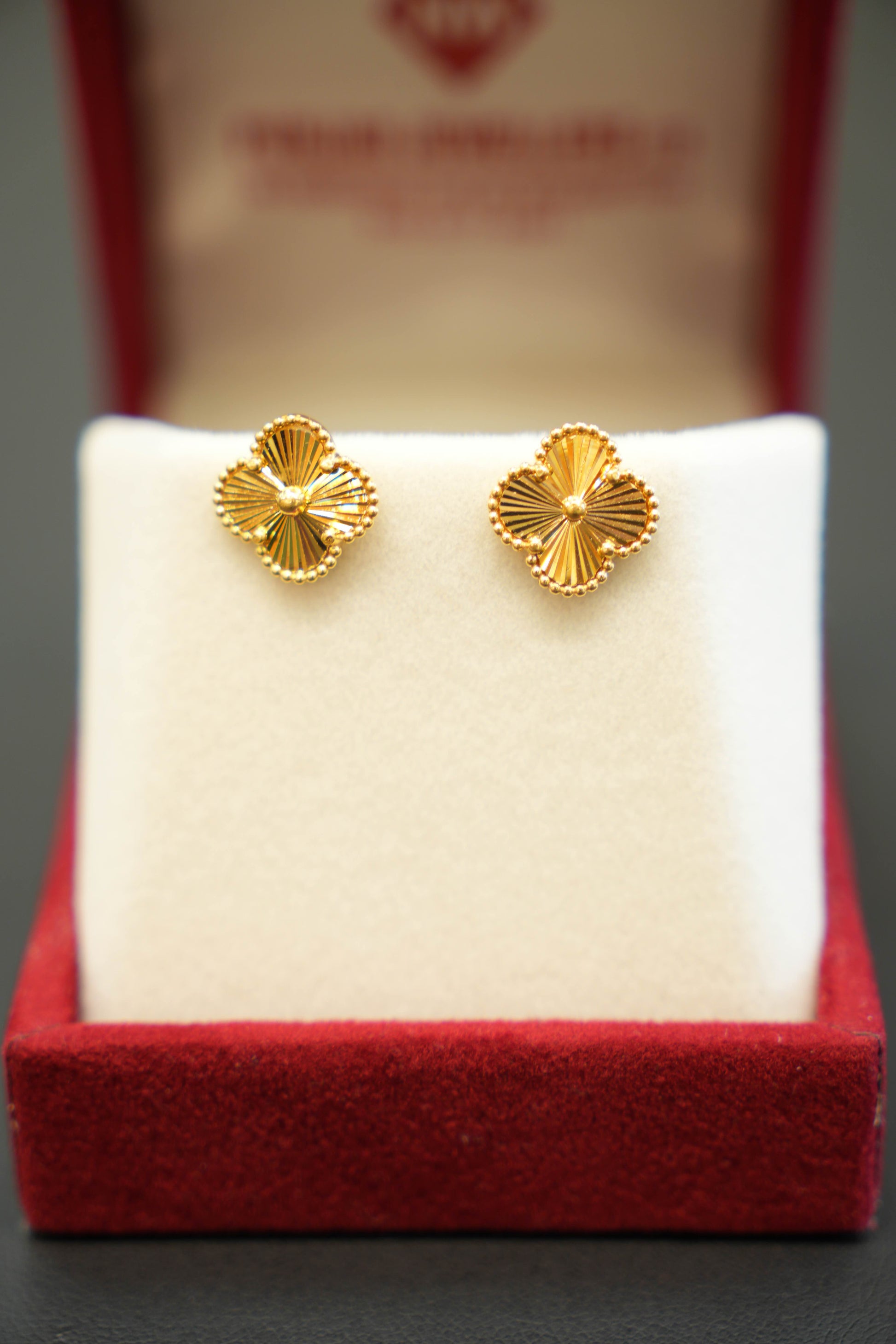 22K Gold Ladies Clover Earrings