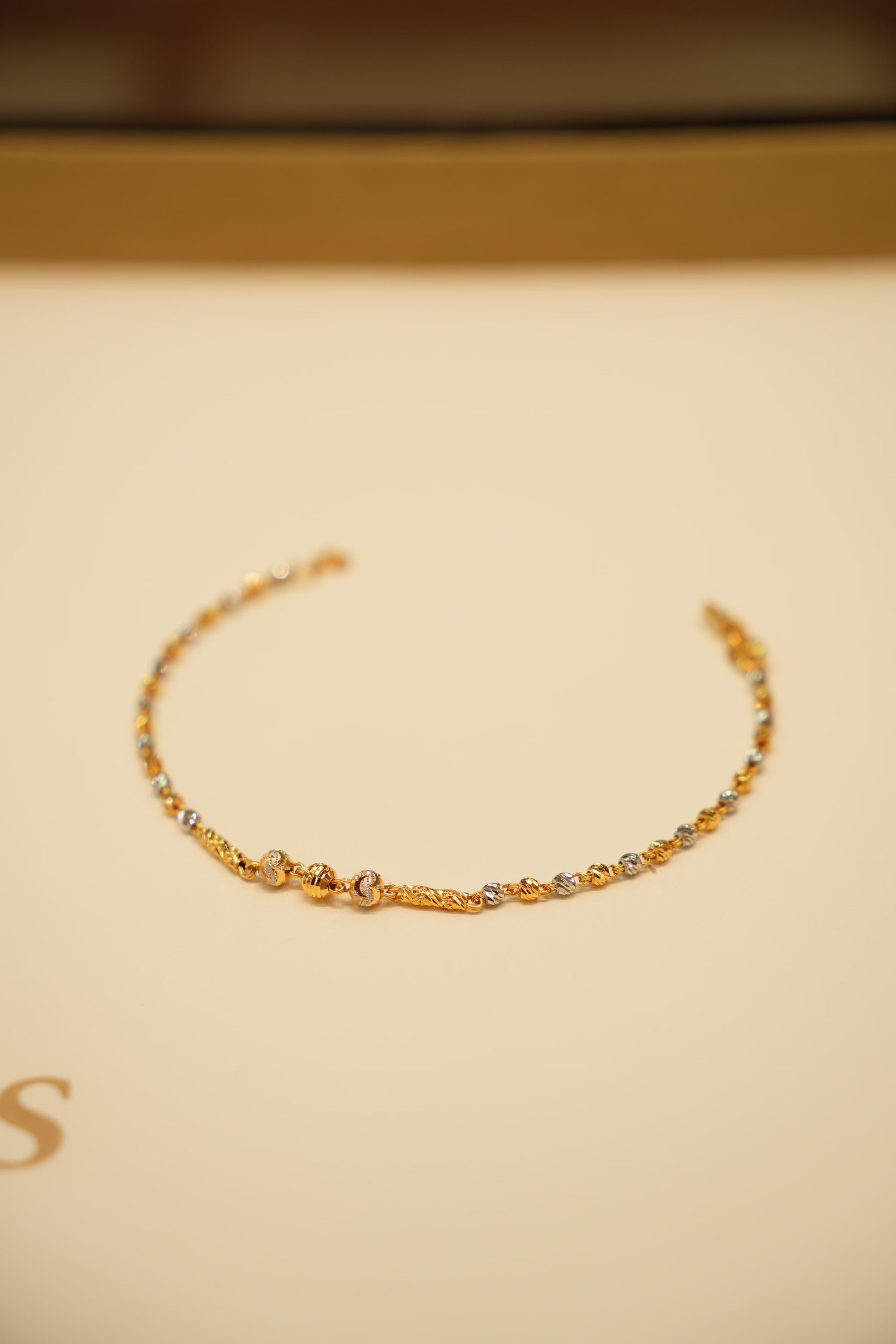 22K Gold Ladies Bracelet