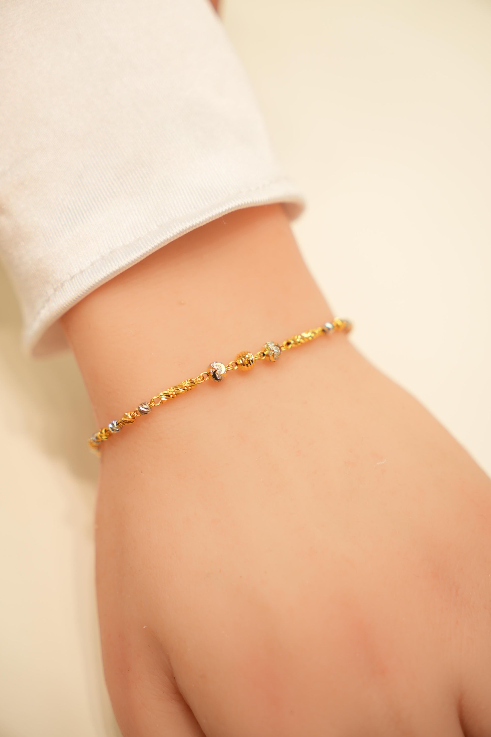 22K Gold Ladies Bracelet