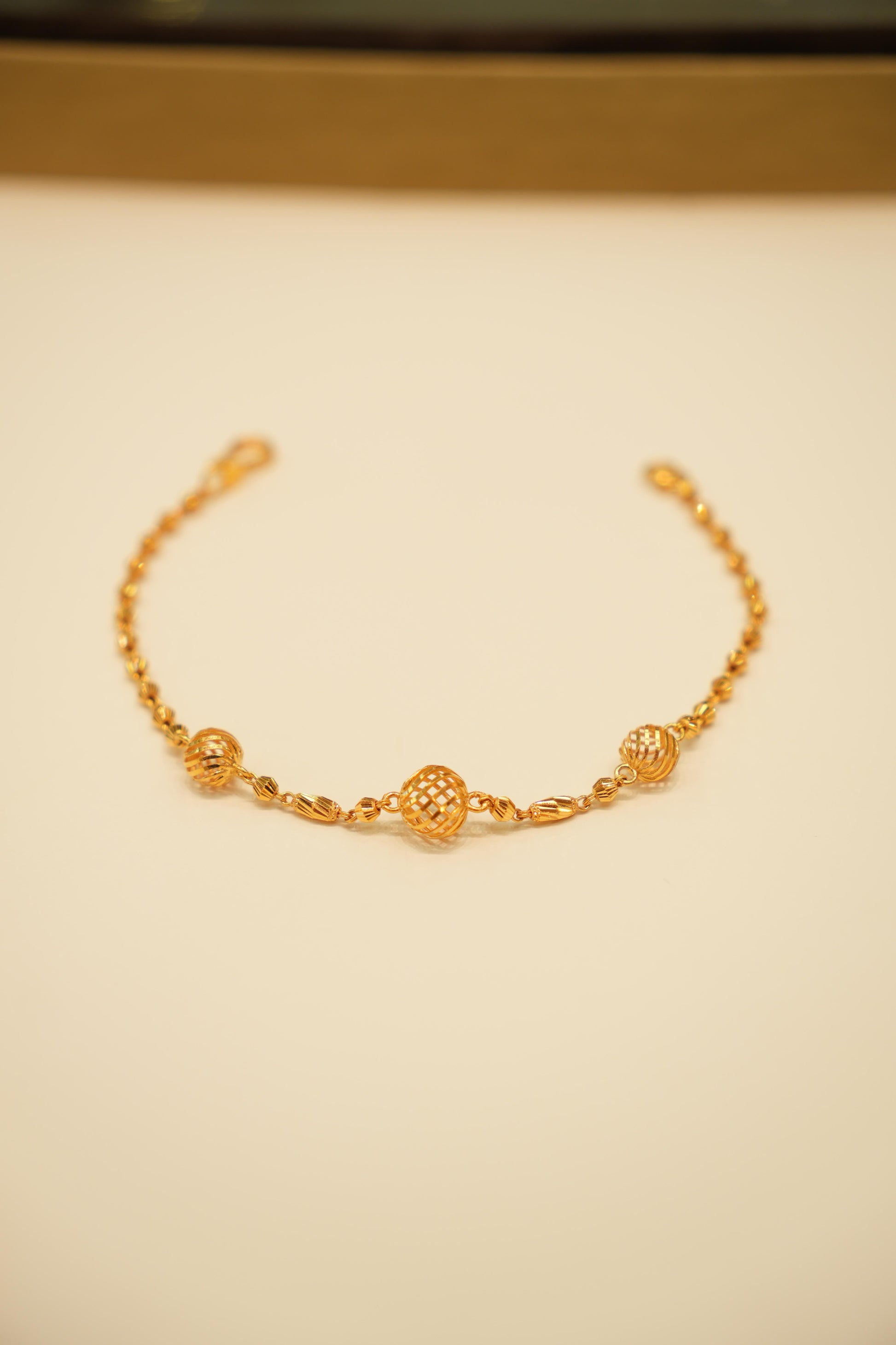 22K Gold Ladies Bracelet
