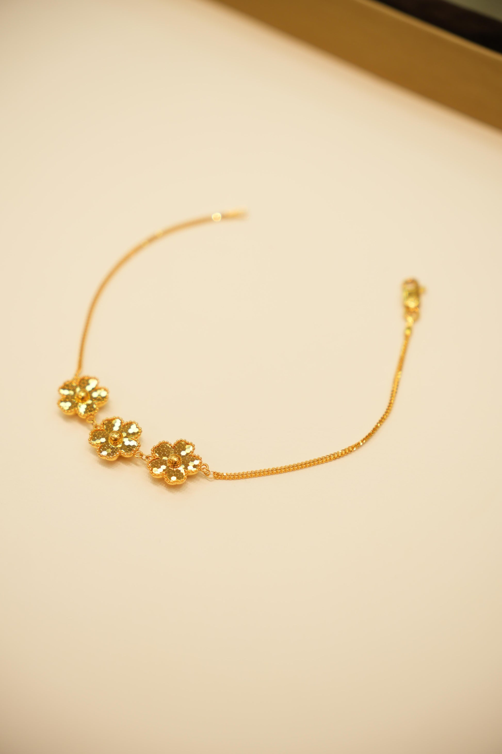 22K Gold Ladies Bracelet