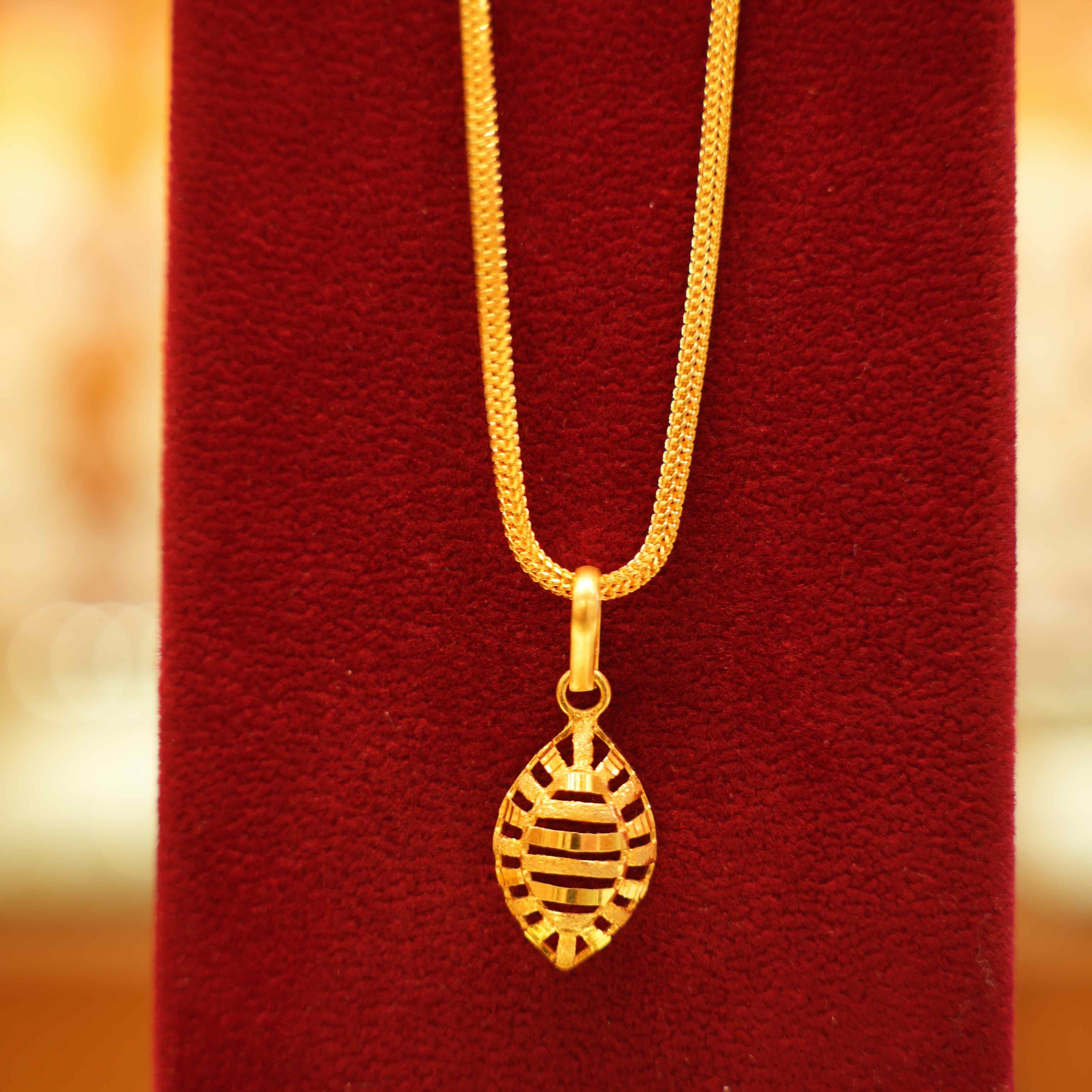 22K Gold Pendant