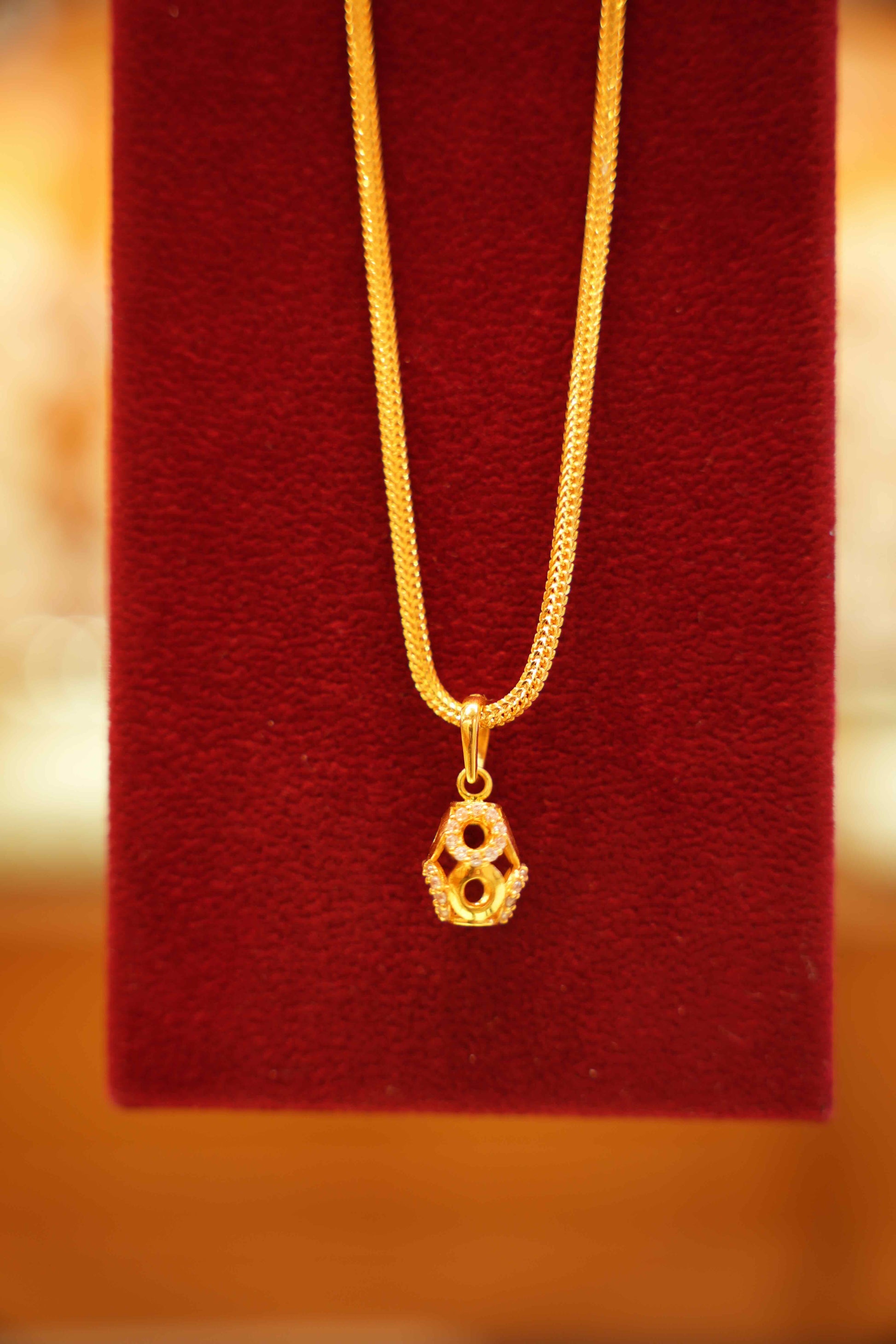 22K Gold Pendant