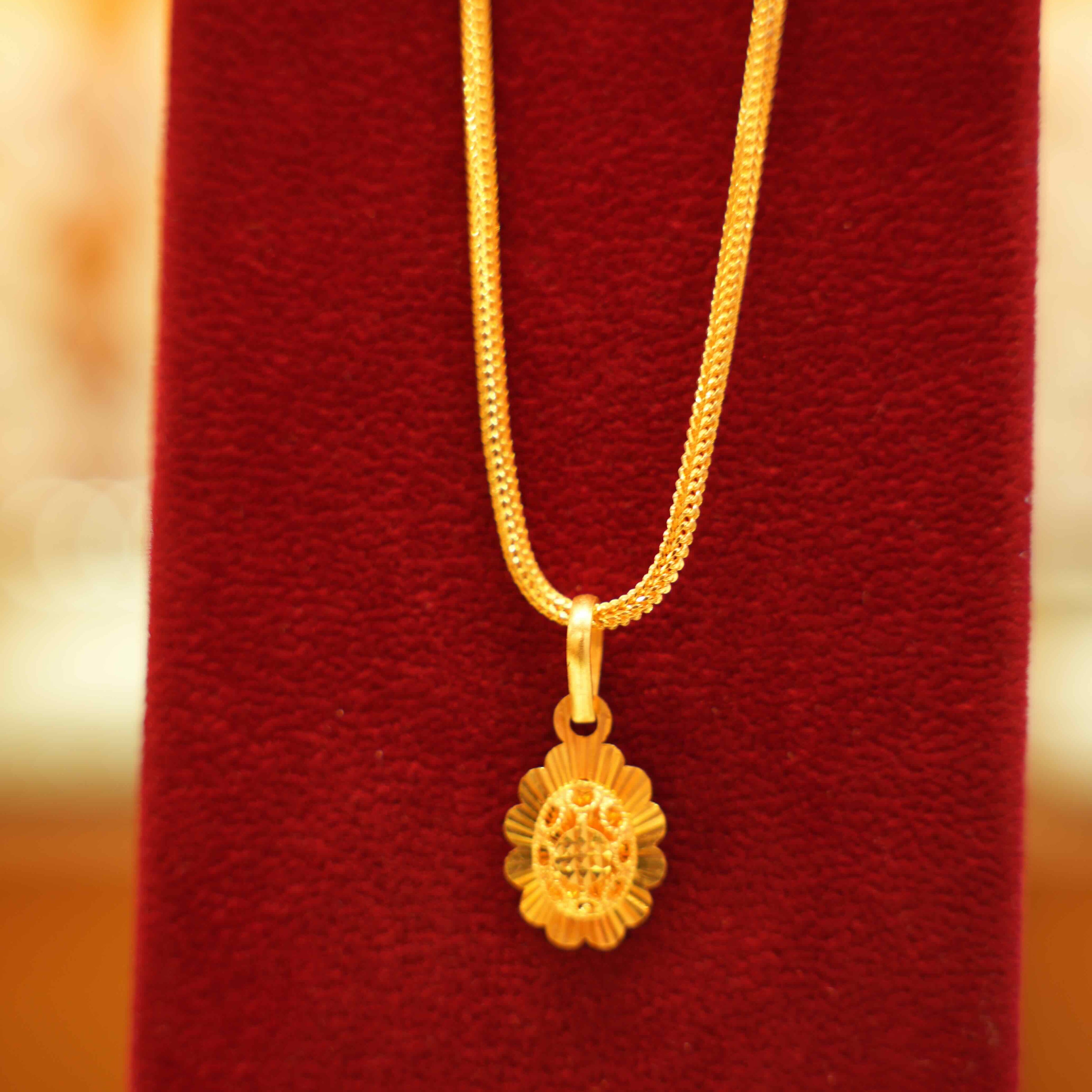 22K Gold Pendant
