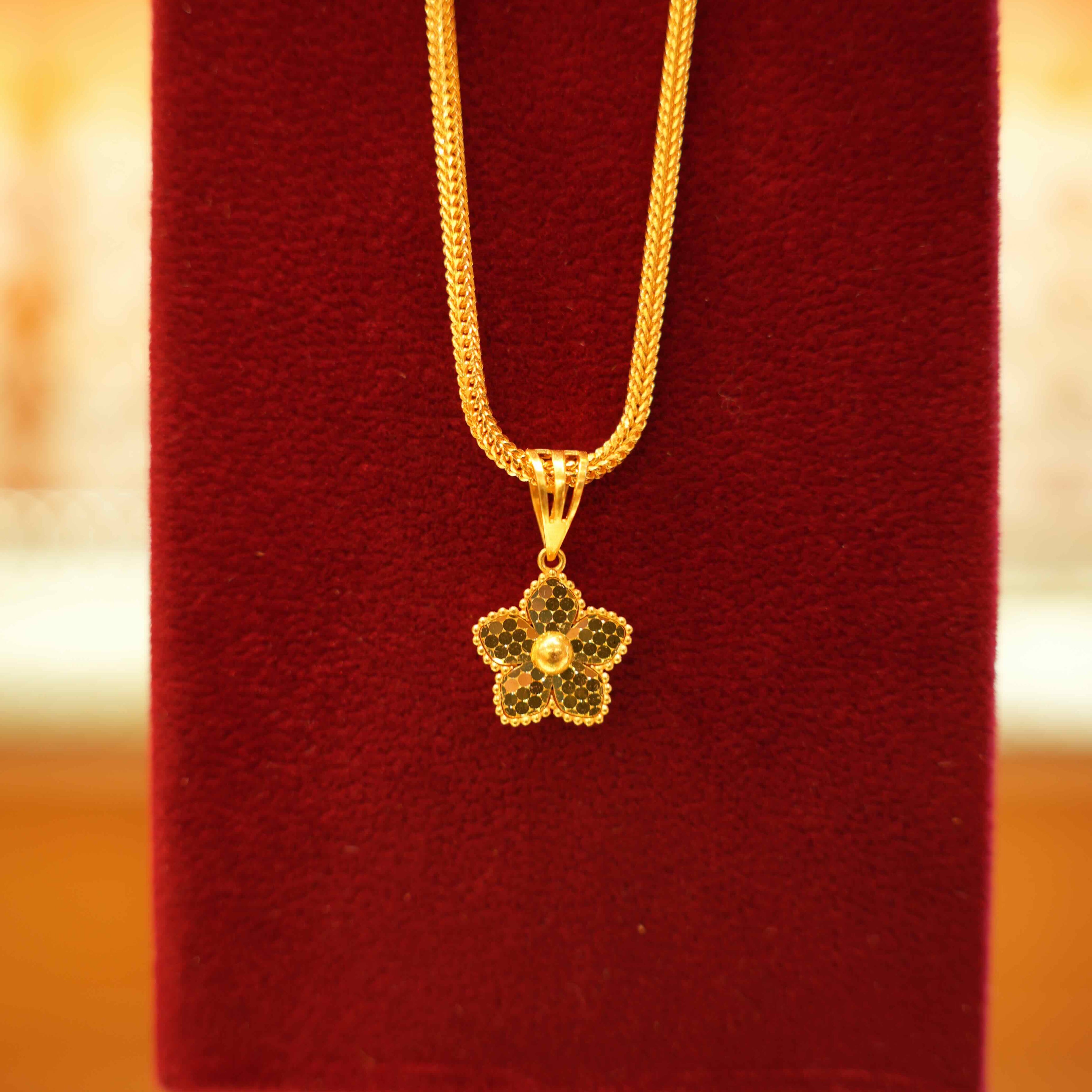 22K Gold Pendant