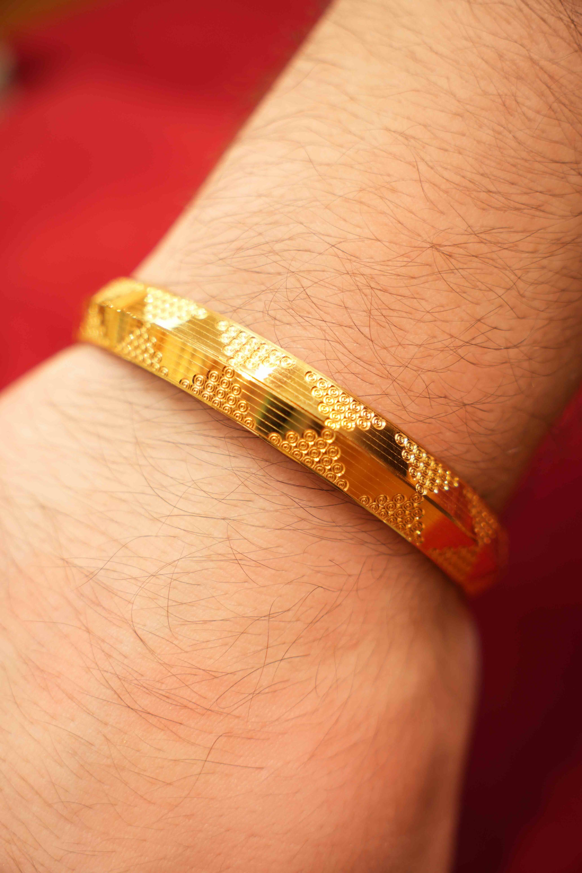 22K Gold Men's Kara