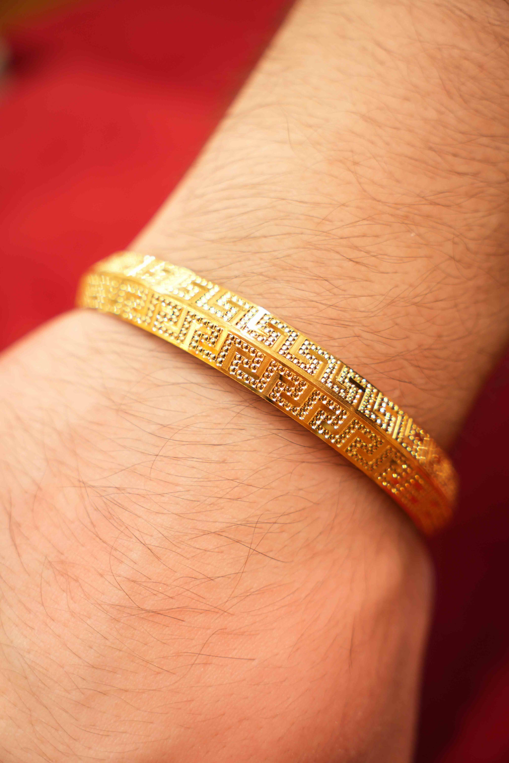 22K Gold Men's Kara