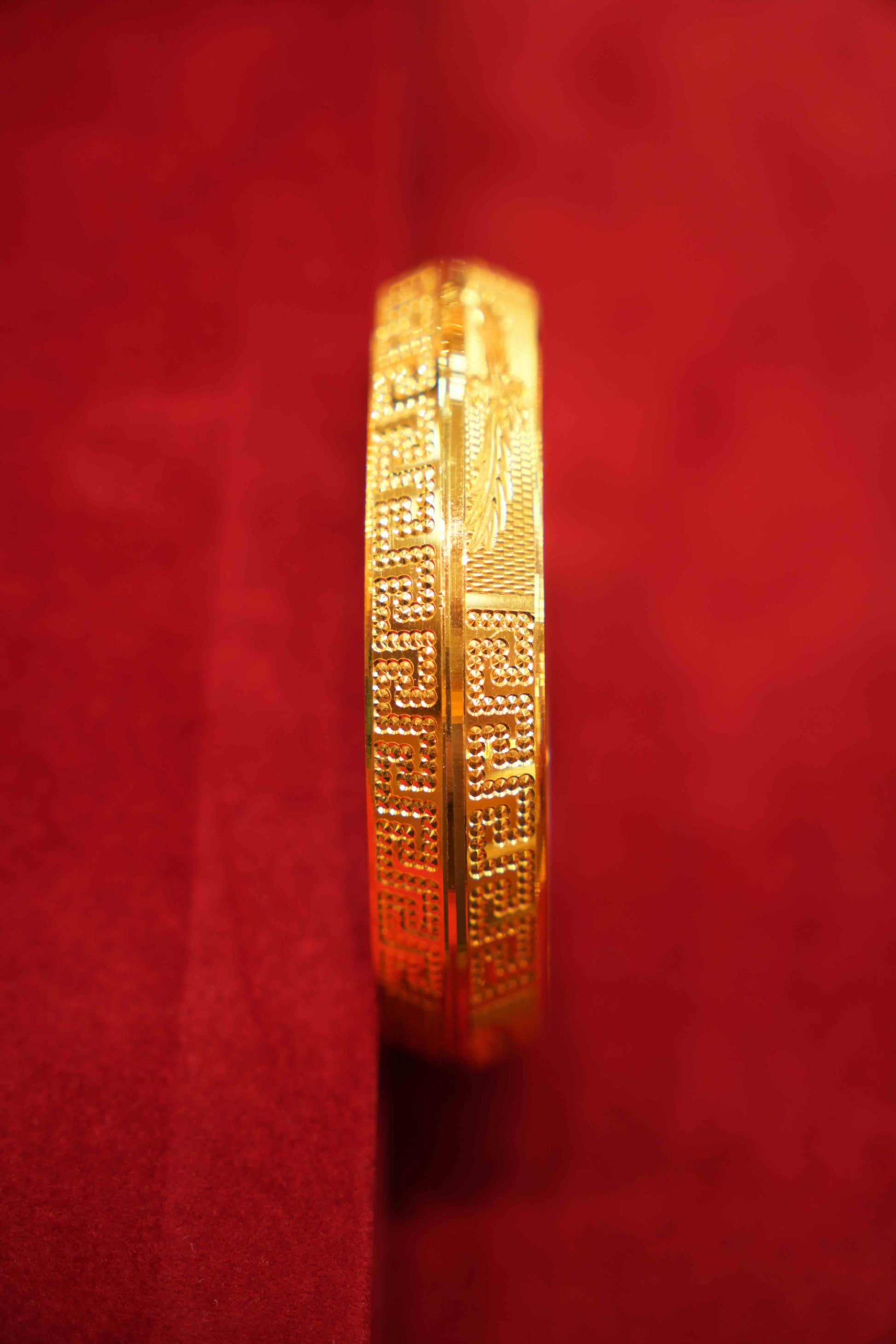 22K Gold Men's Kara