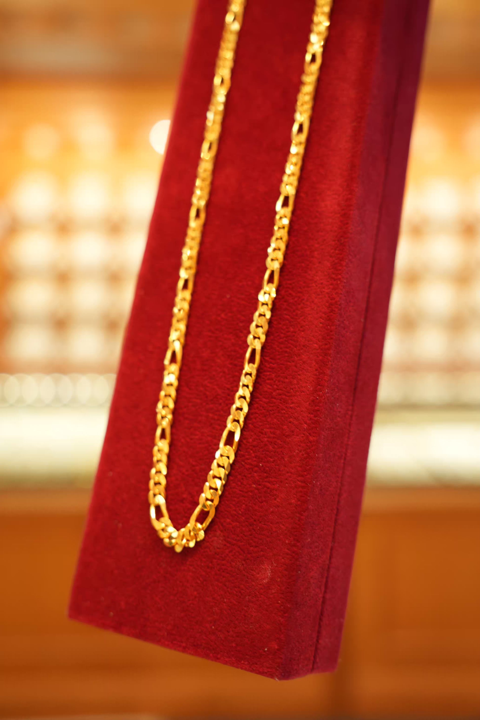 22K Gold Designer Men's Chain (22 Inches)