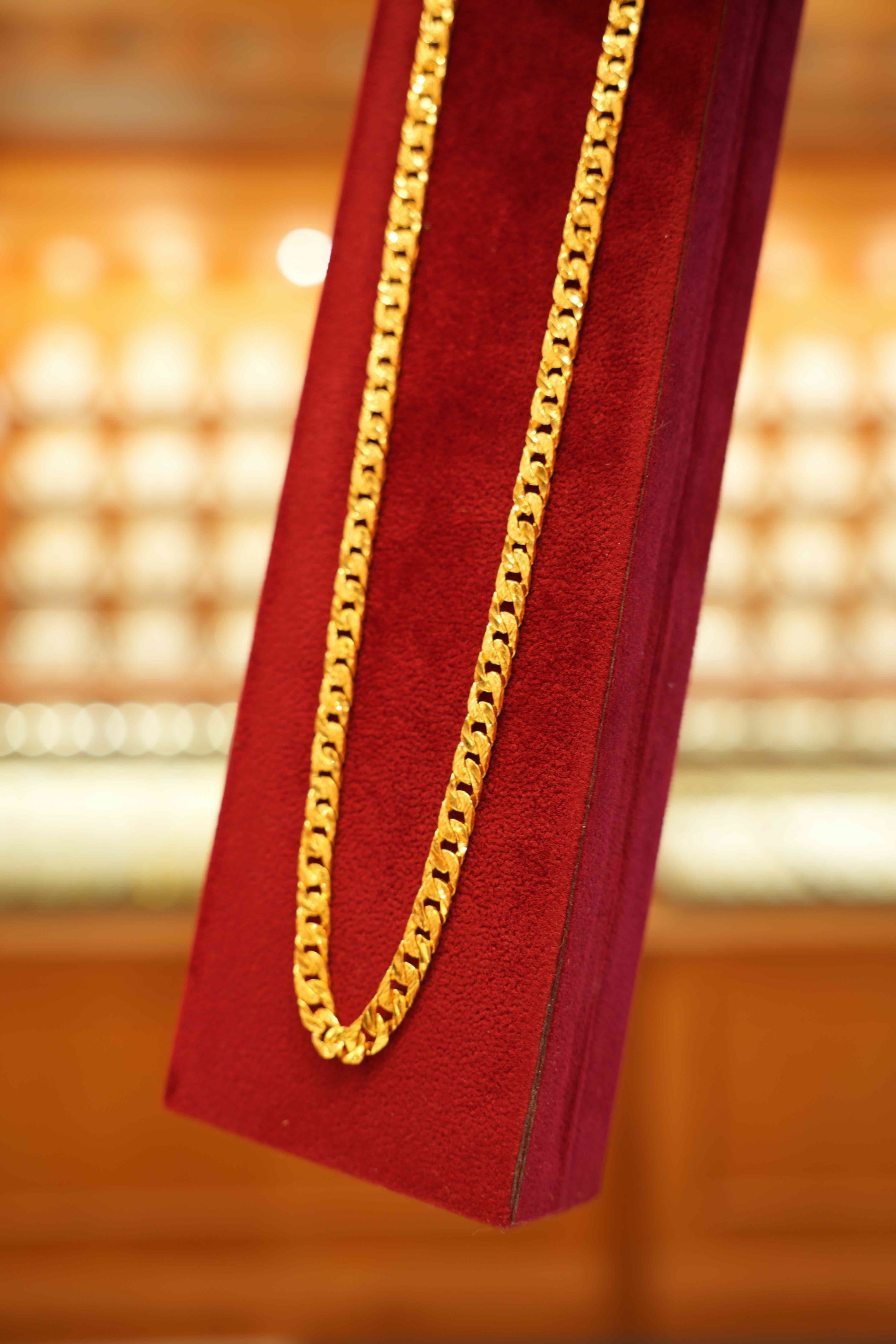 22K Gold Designer Men's Chain (20 Inches)