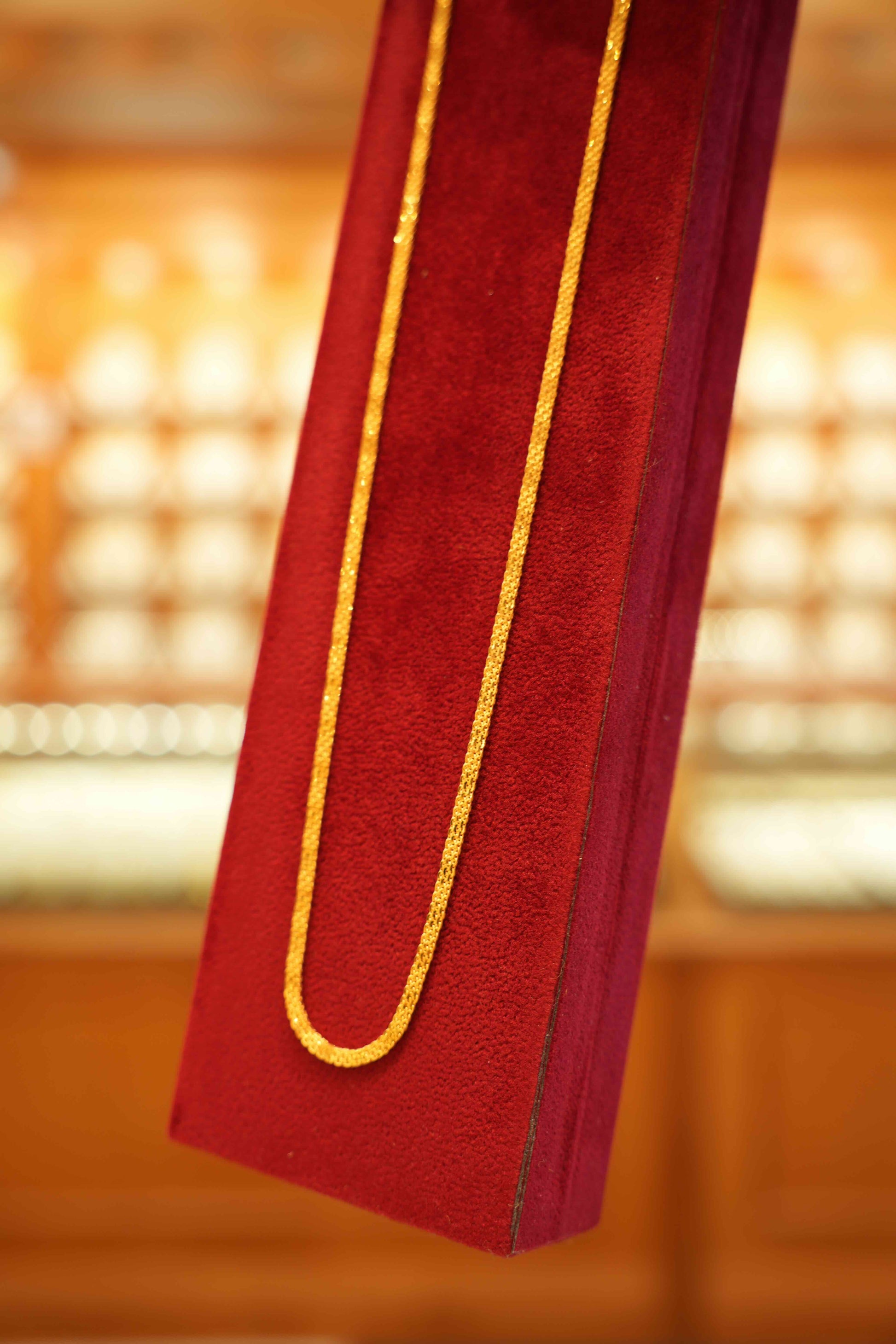 22K Gold Designer Men's Chain (24 Inches)