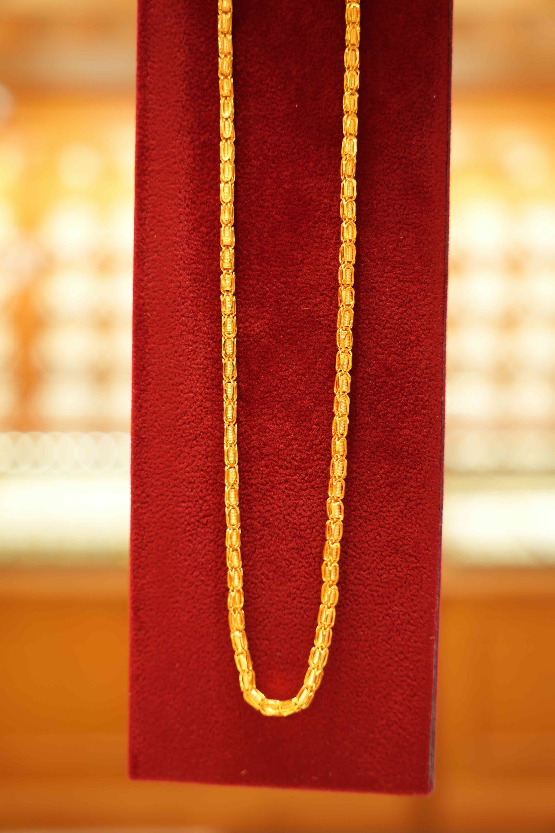 22K Gold Designer Men's Chain (22 Inches)
