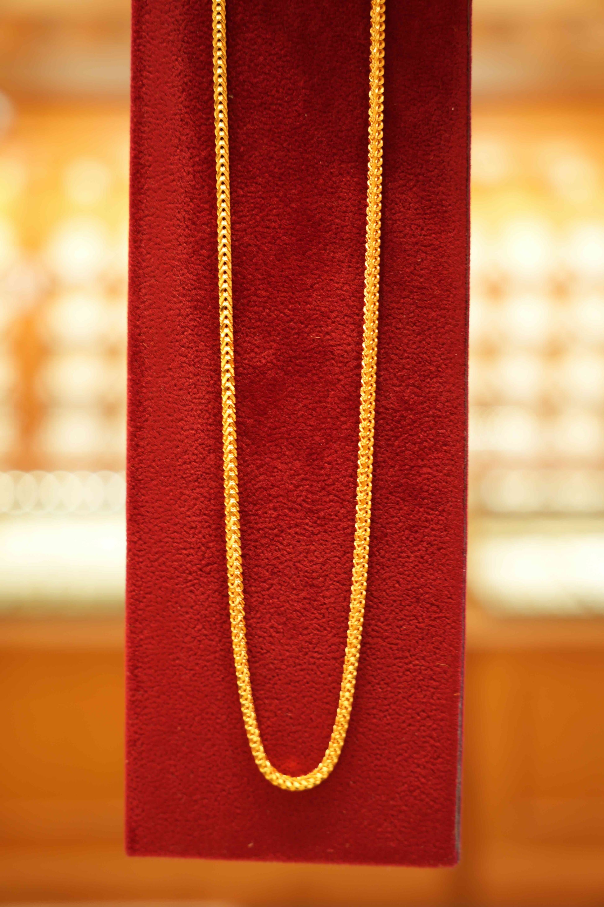 22K Gold Designer Men's Chain (22 Inches)