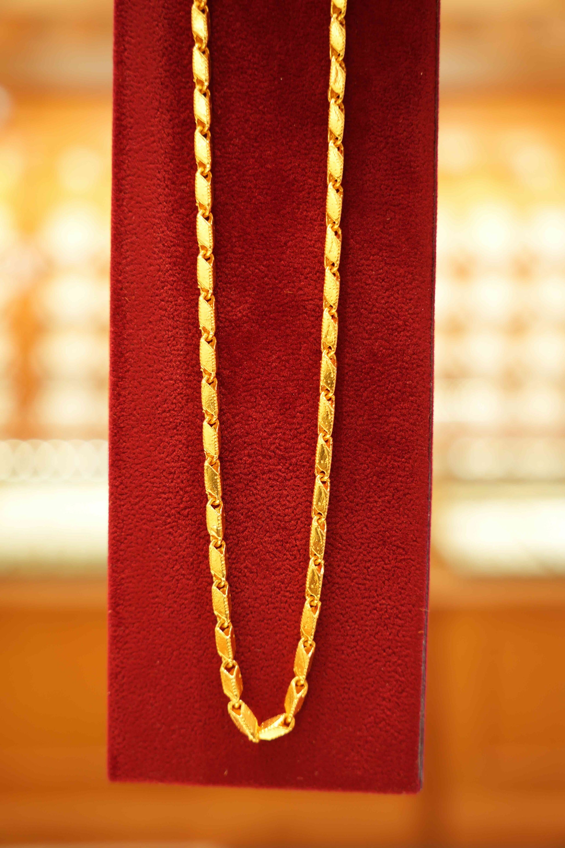 22K Gold Designer Men's Chain (21 Inches)