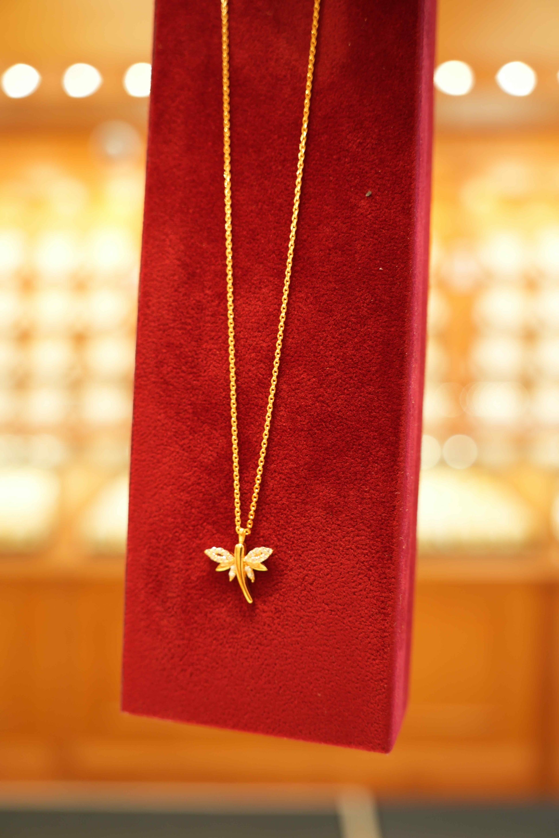 22K Gold Ladies Chain (18 Inches)