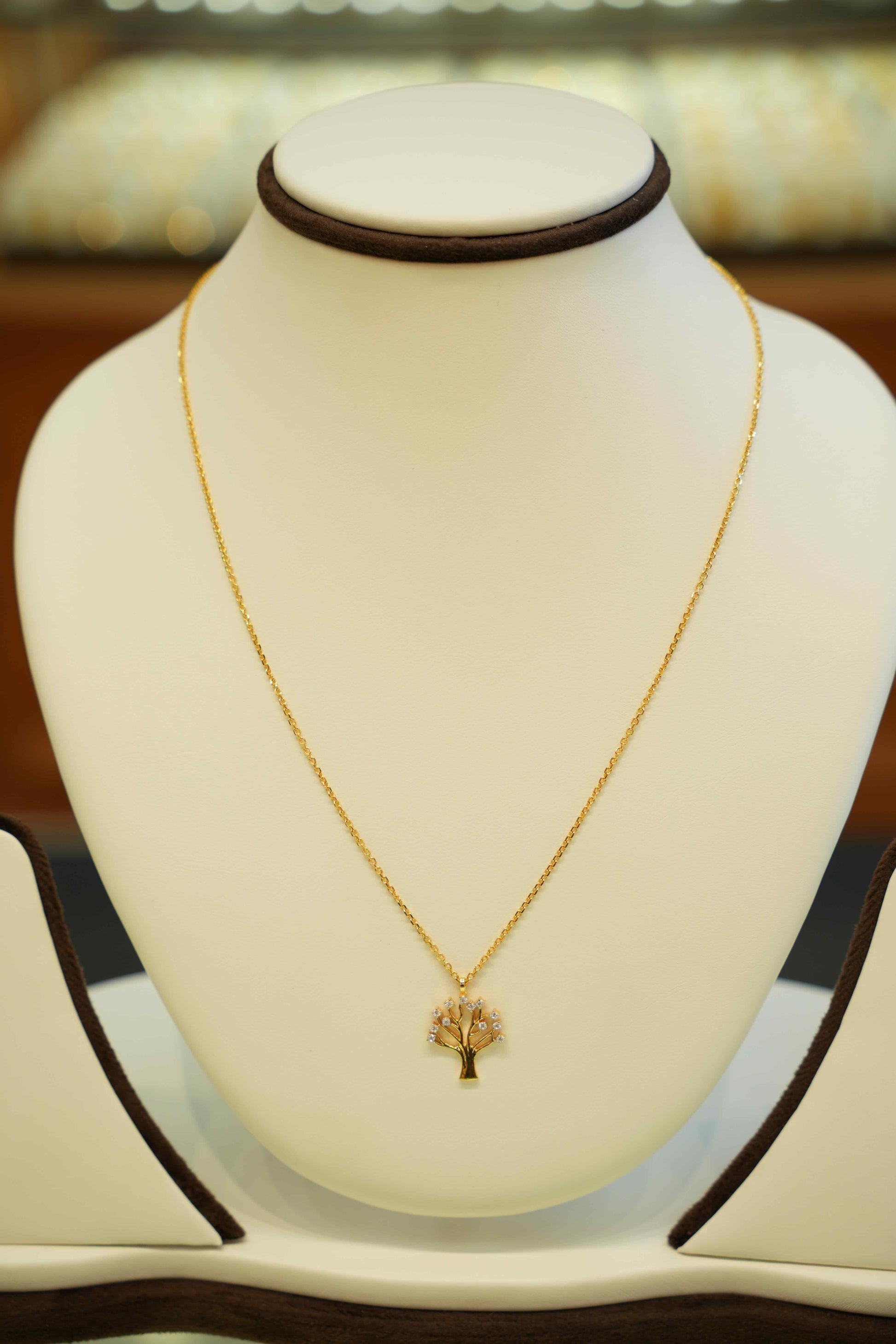 22K Gold Ladies Chain (18 Inches)