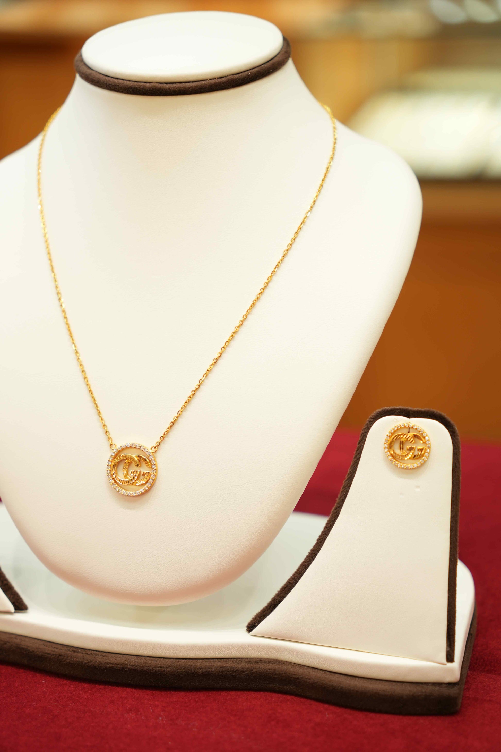 22K Gold Designer Necklace Set