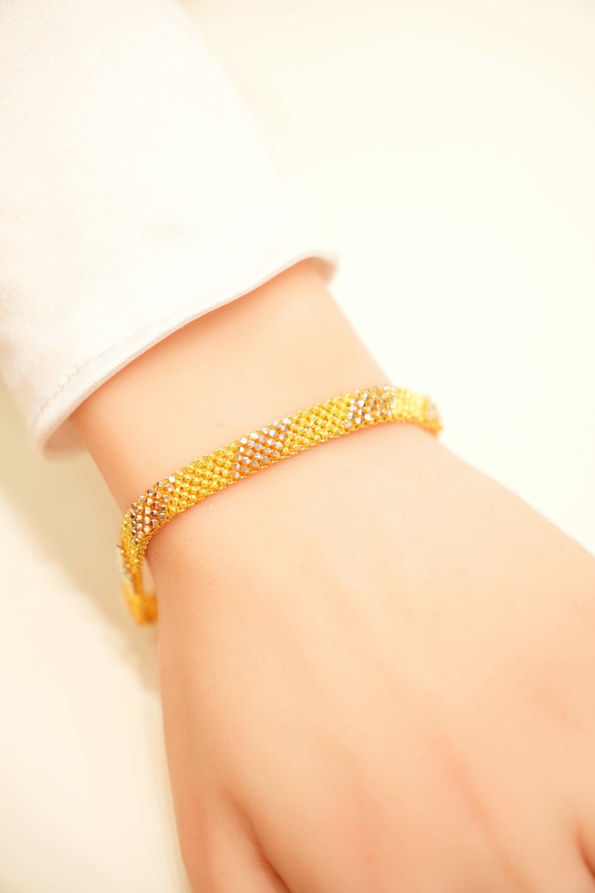 22K Gold Ladies Bracelet