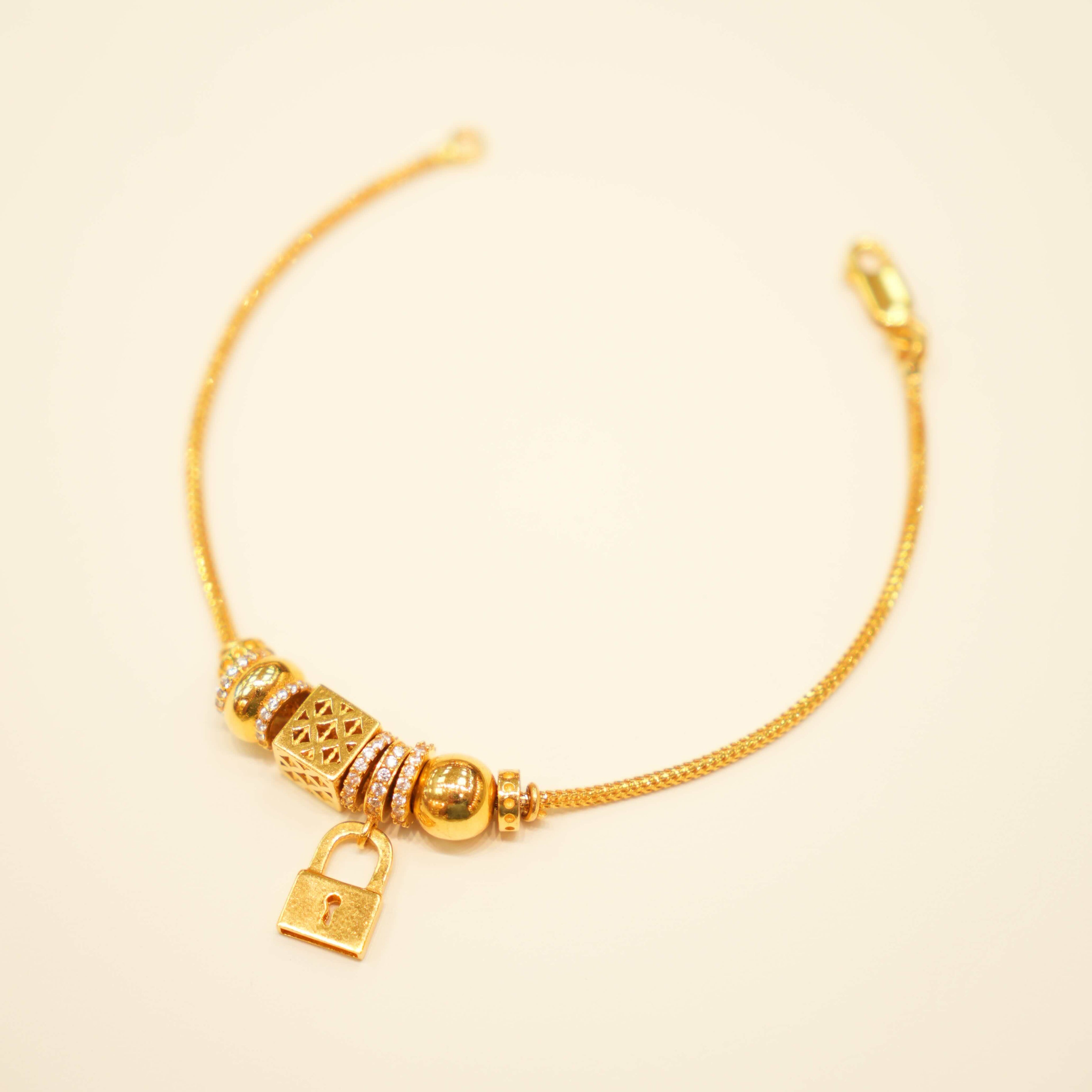 22K Gold Ladies Bracelet