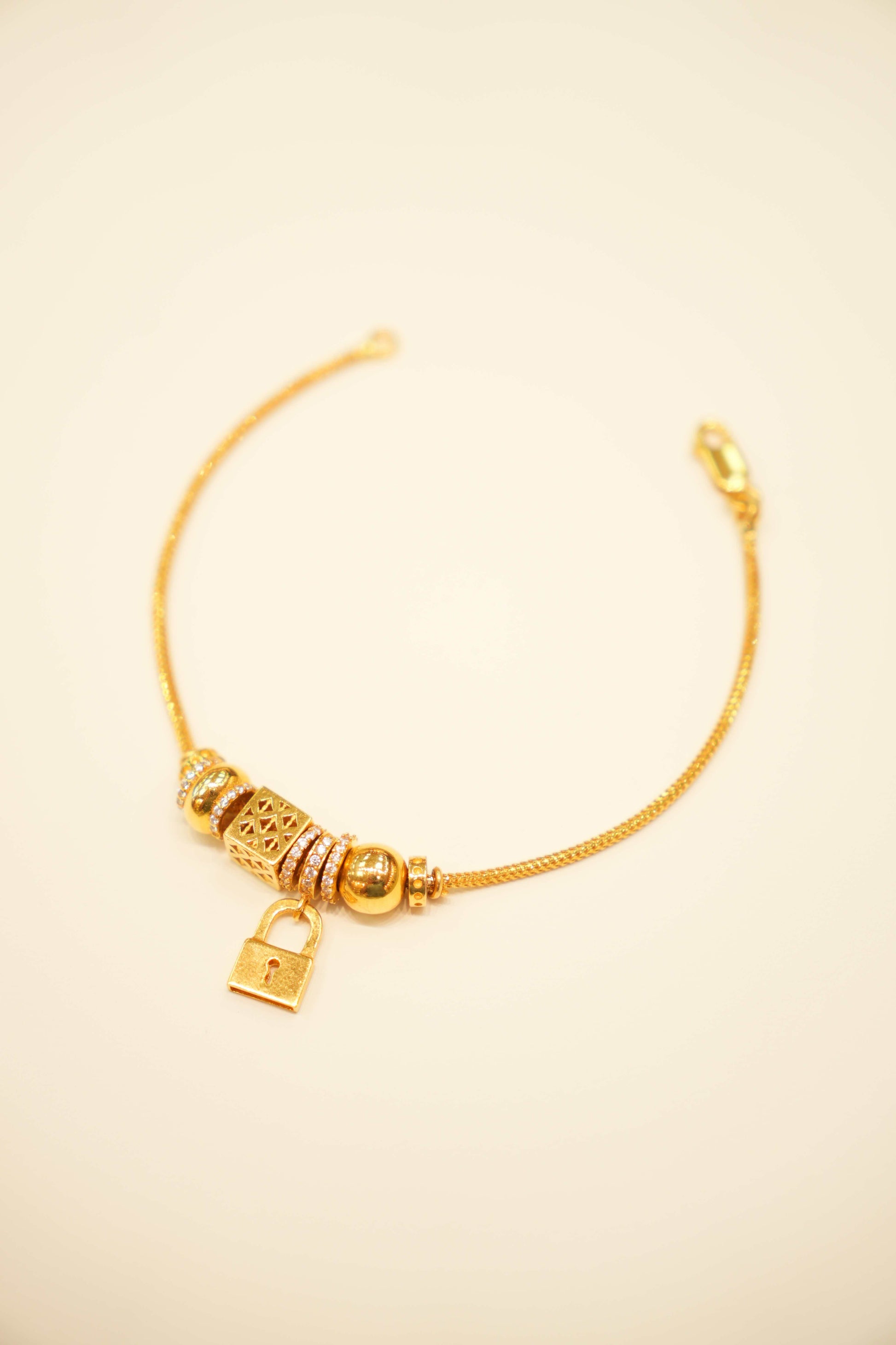22K Gold Ladies Bracelet