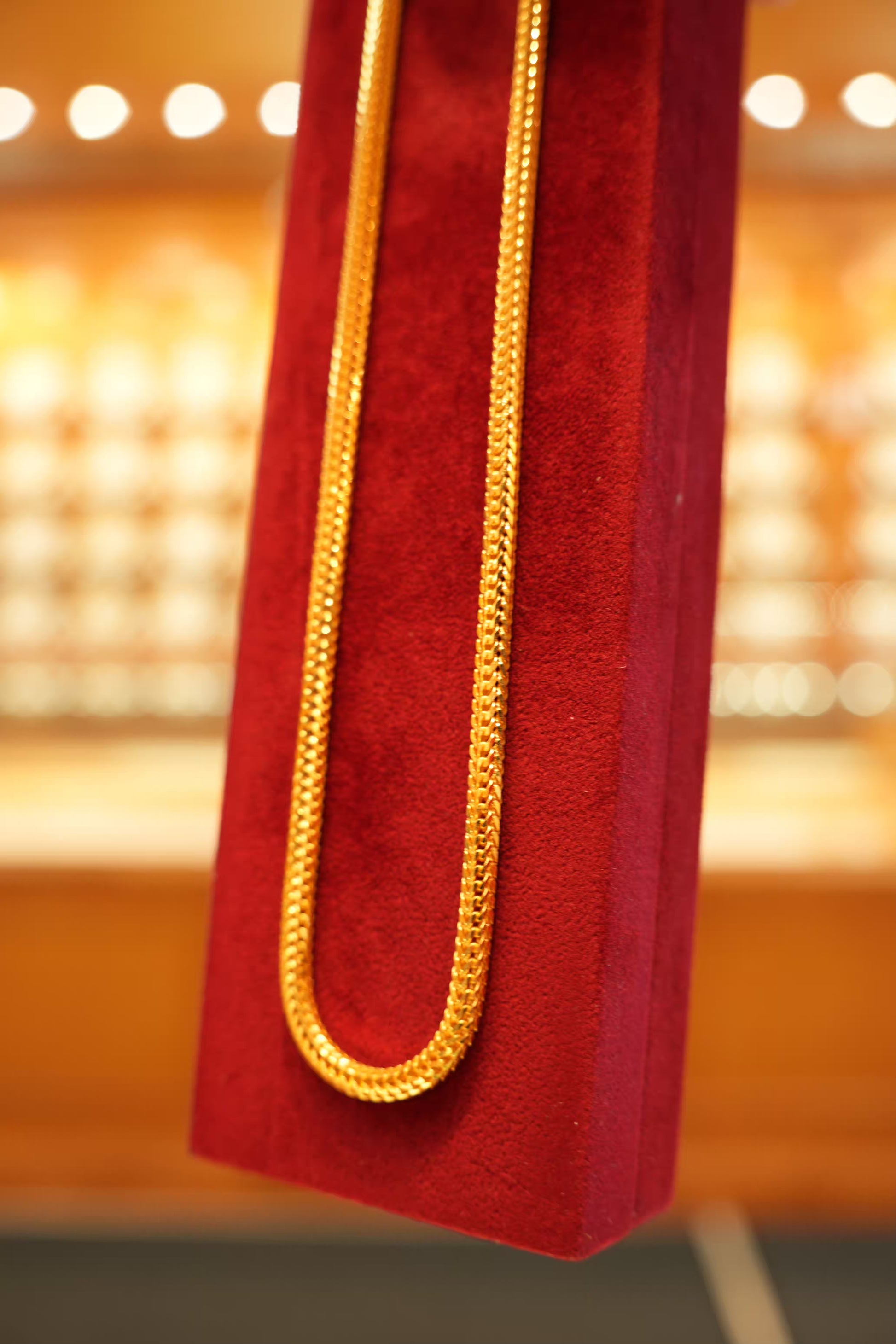 22K Gold Designer Men's Round Chain (20 Inches)