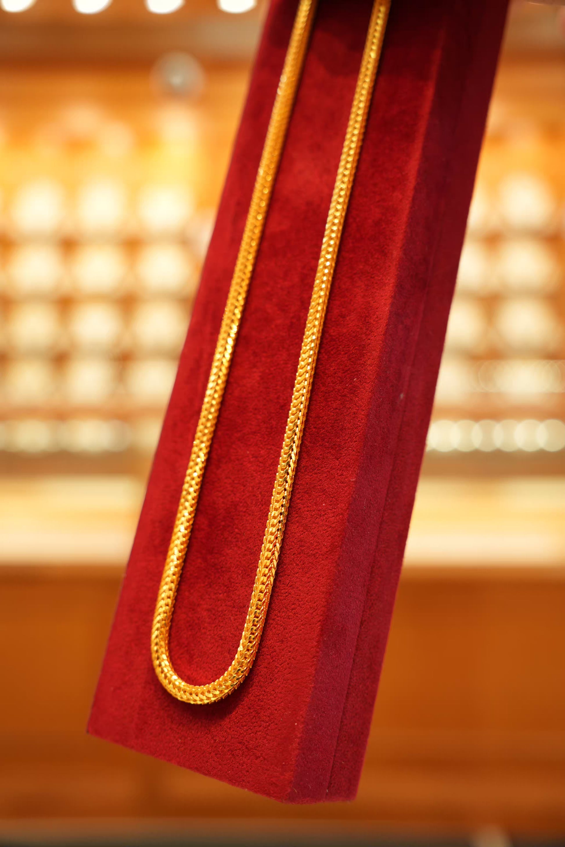 22K Gold Designer Men's Round Chain (20 Inches)
