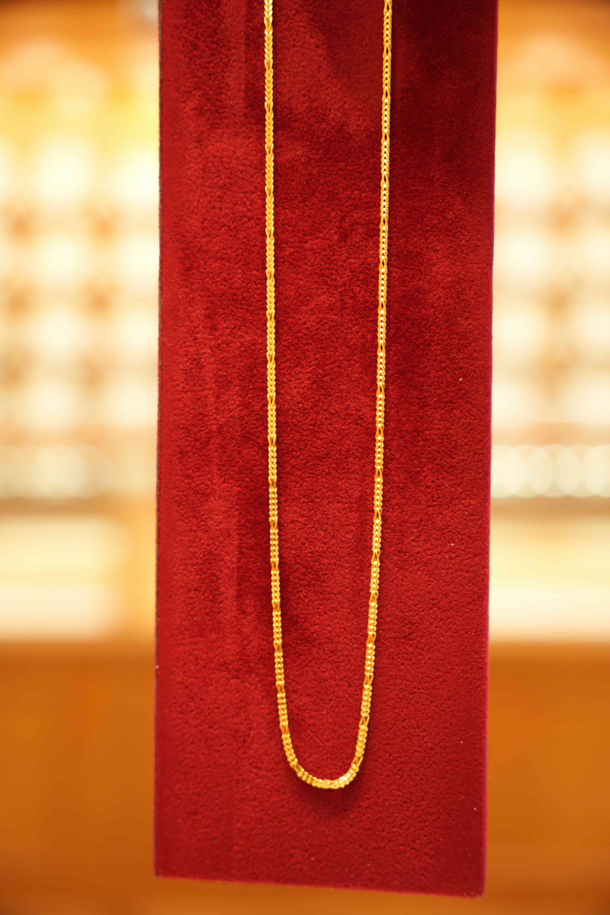 22K Gold Designer Men's Chain (20 Inches)