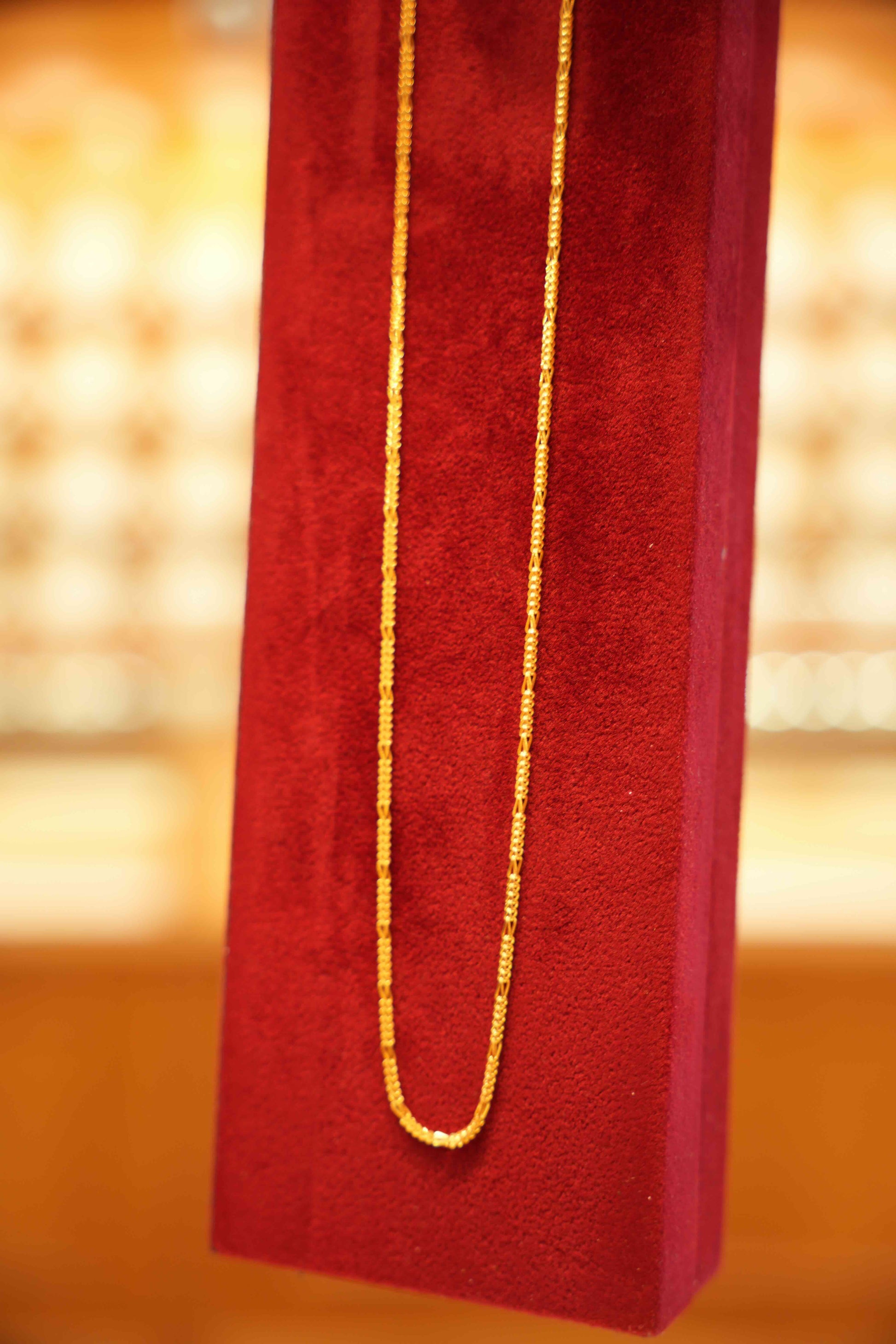 22K Gold Designer Men's Chain (20 Inches)