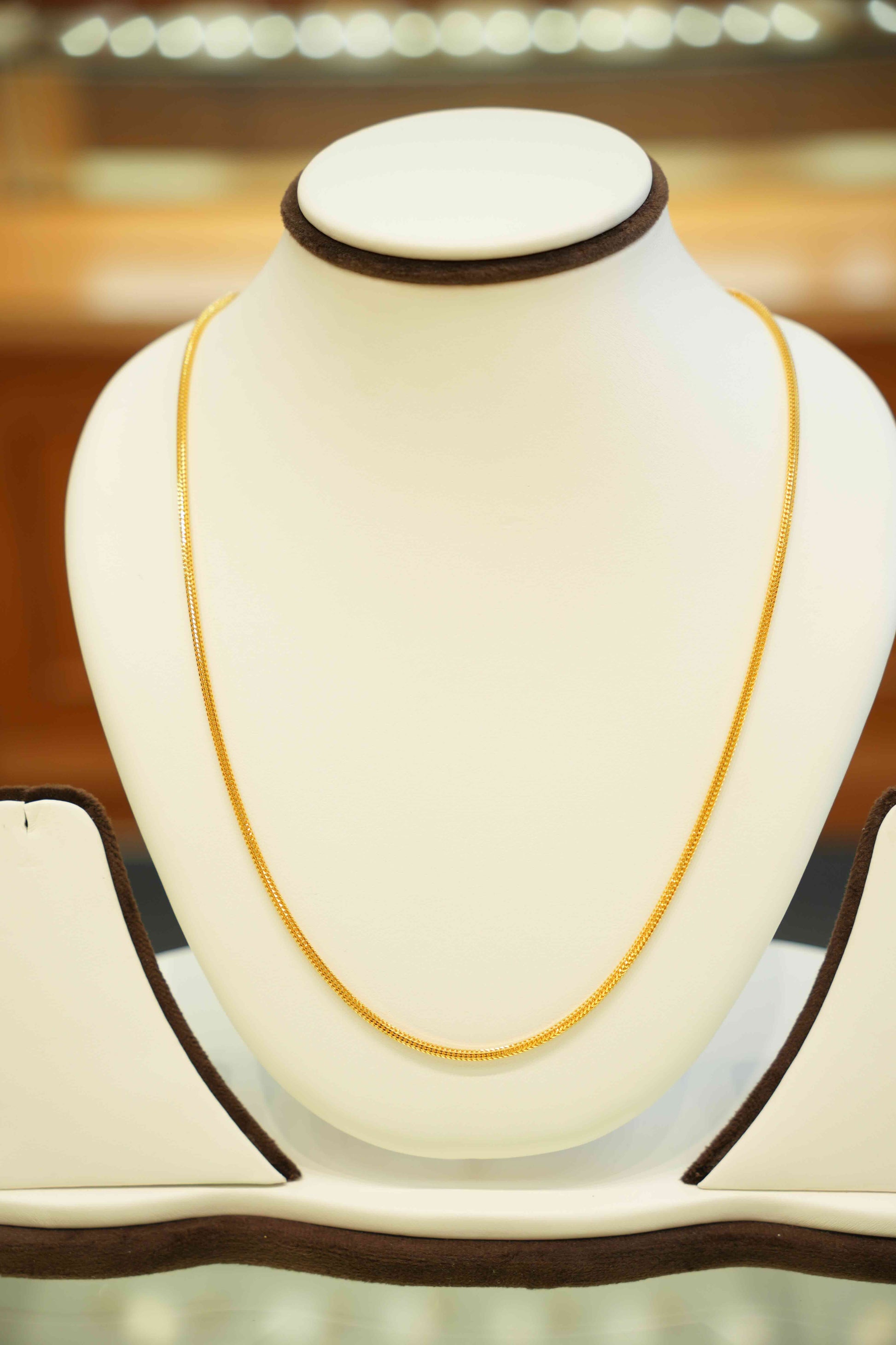 22K Gold Designer Men's Round Chain (22 Inches)