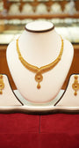 22Kt Gold Antique Necklace Set