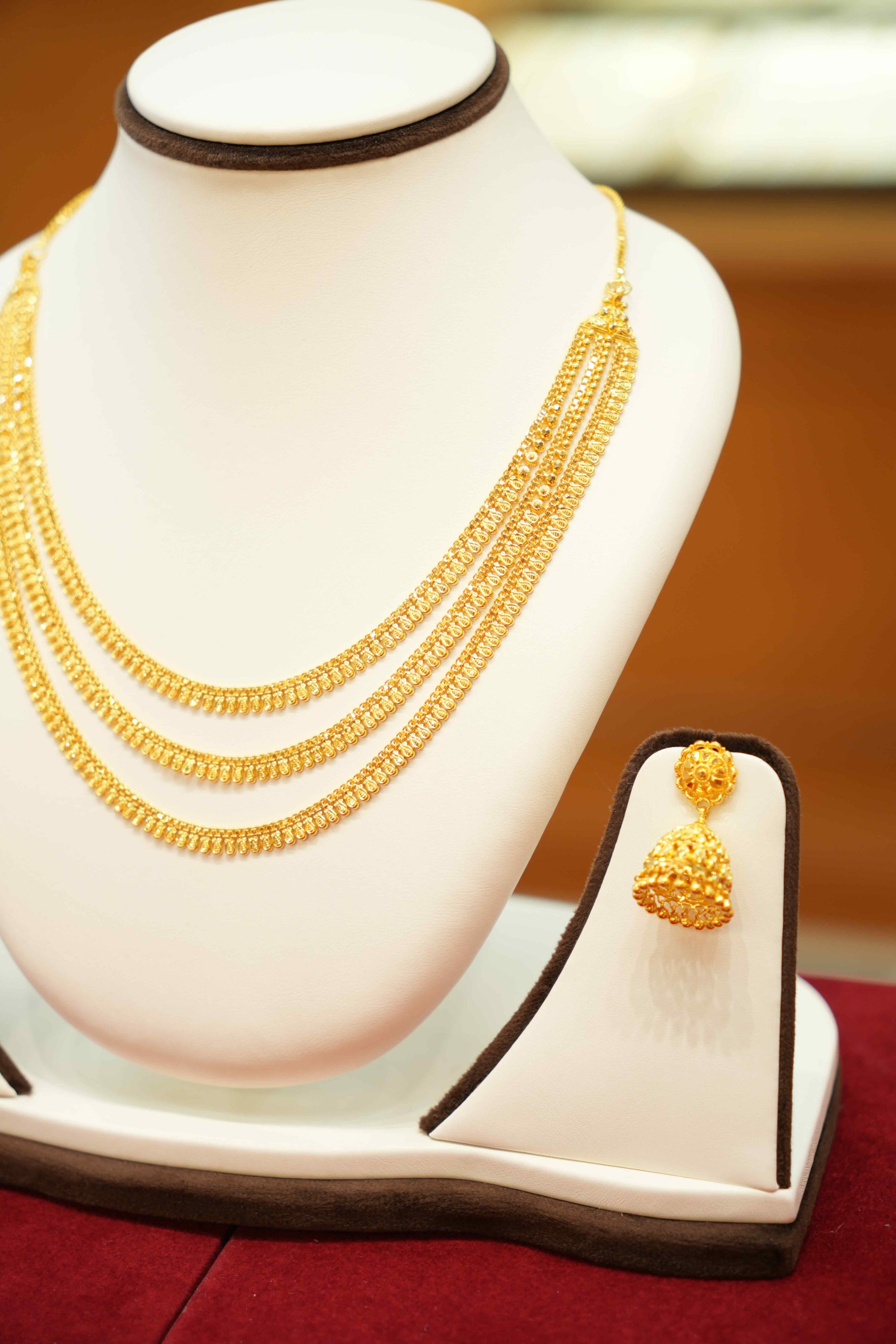 22Kt Gold Designer Necklace Set