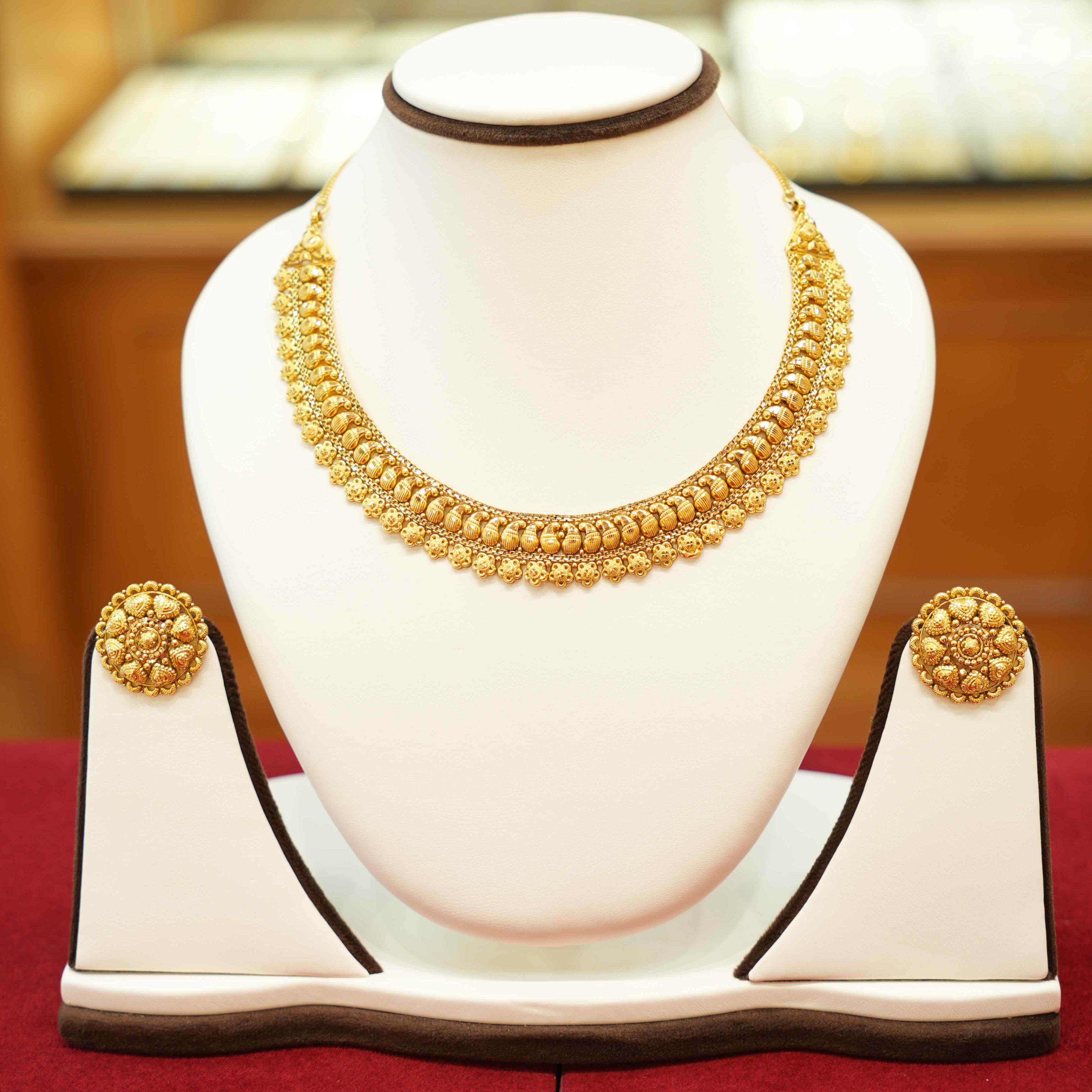 22K Gold Designer Antique Necklace Set