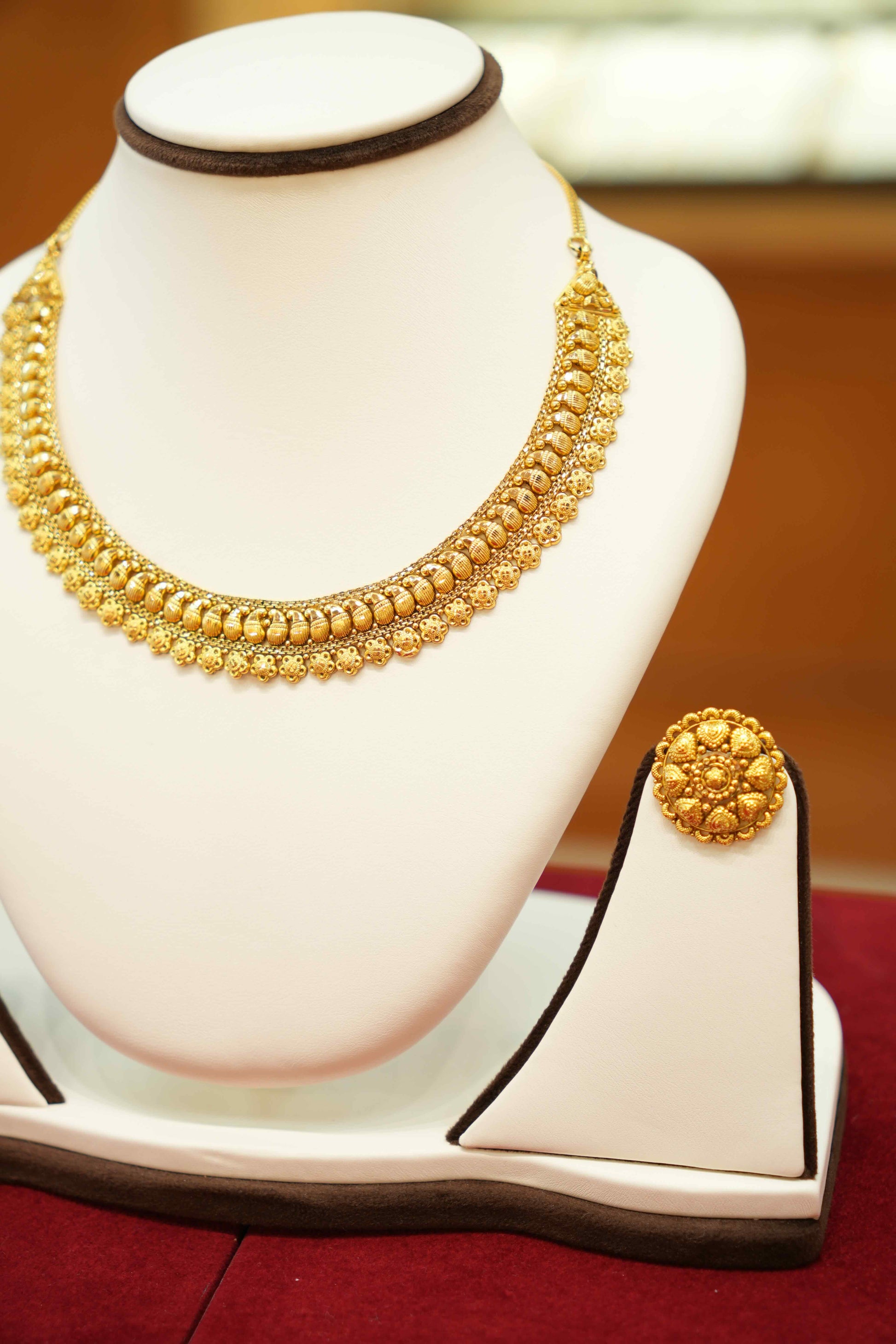 22K Gold Designer Antique Necklace Set