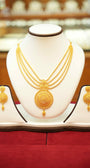22K Gold Designer Necklace Set