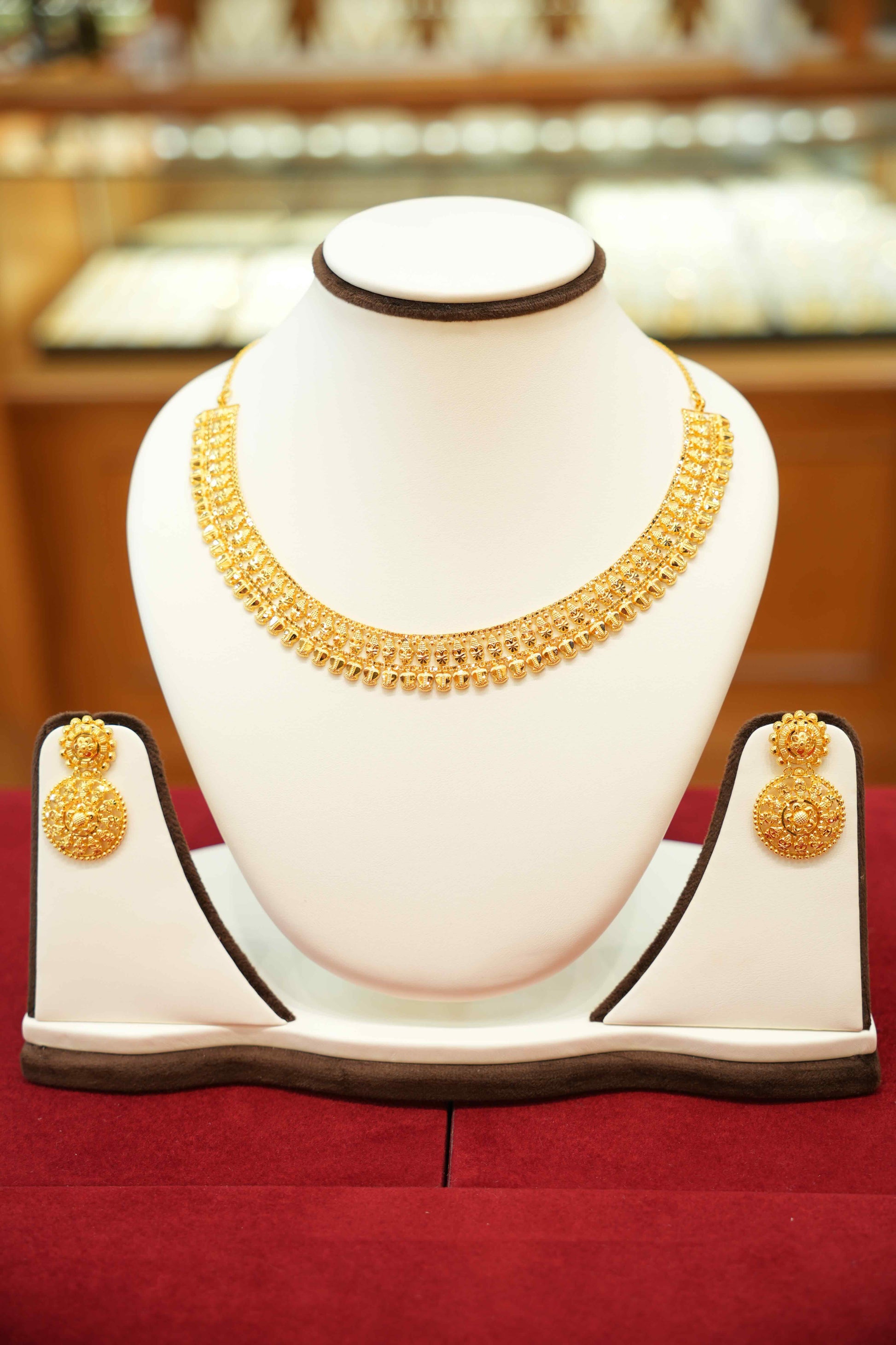 22K Gold Designer Necklace Set