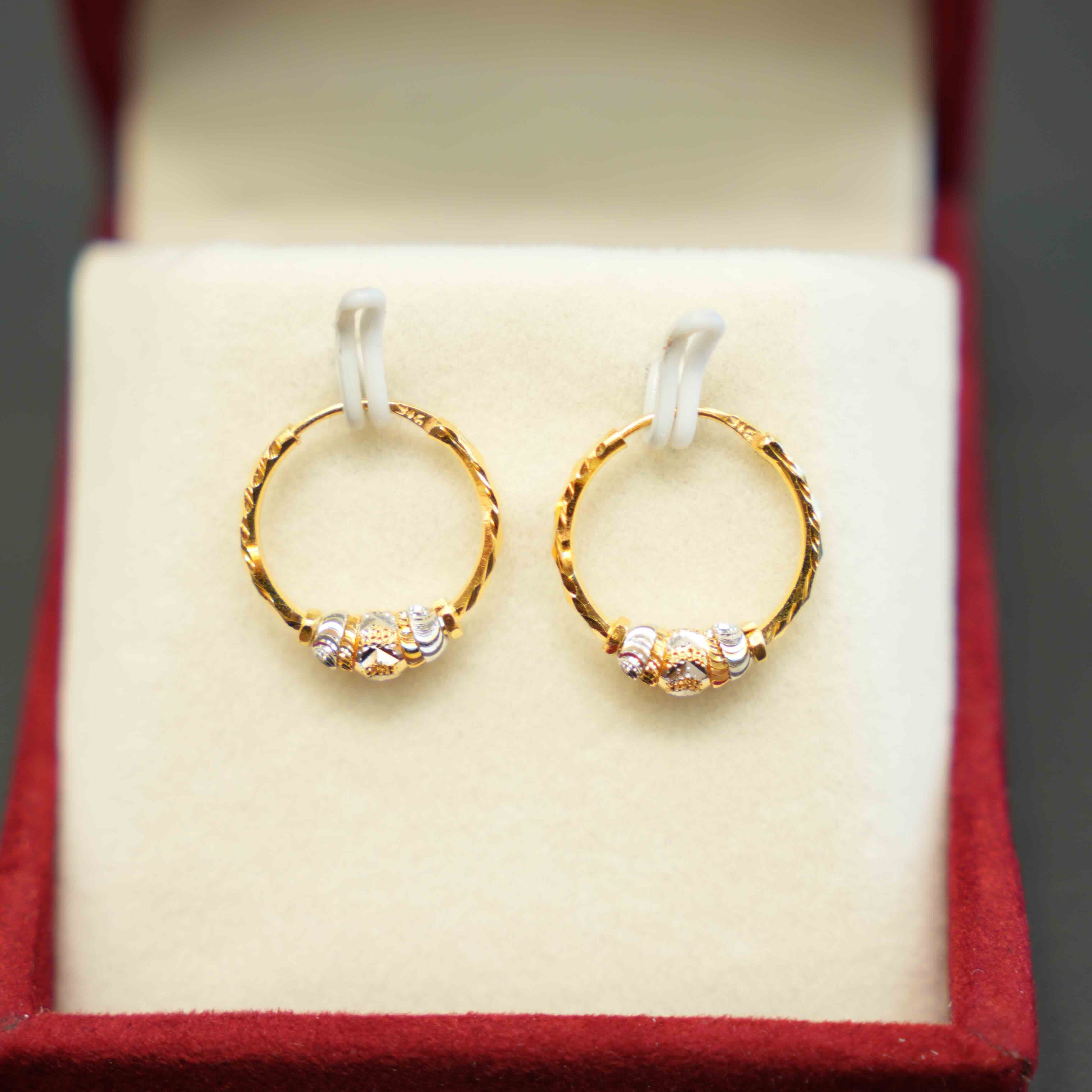 22K Gold Ladies Hoop Earrings