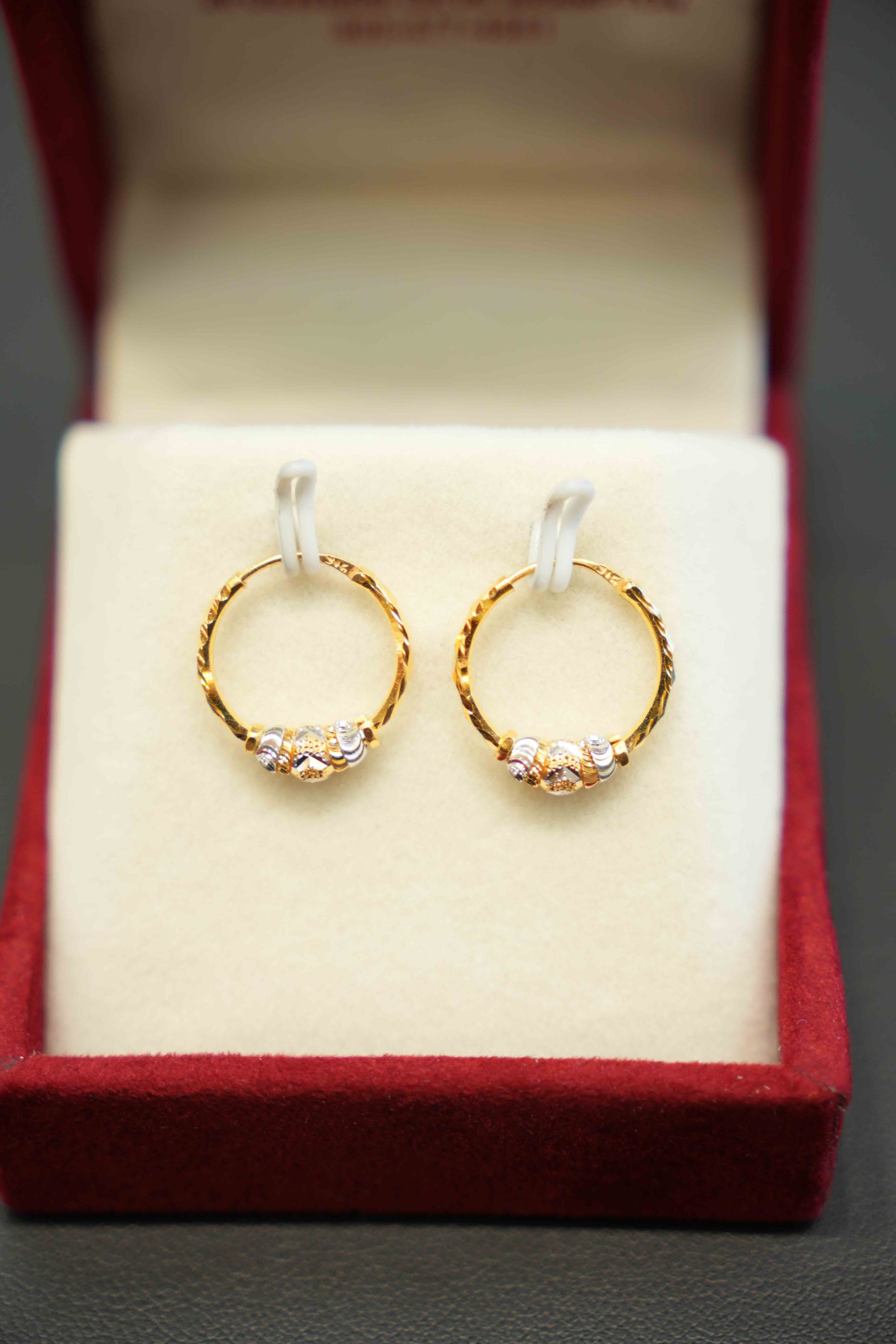 22K Gold Ladies Hoop Earrings