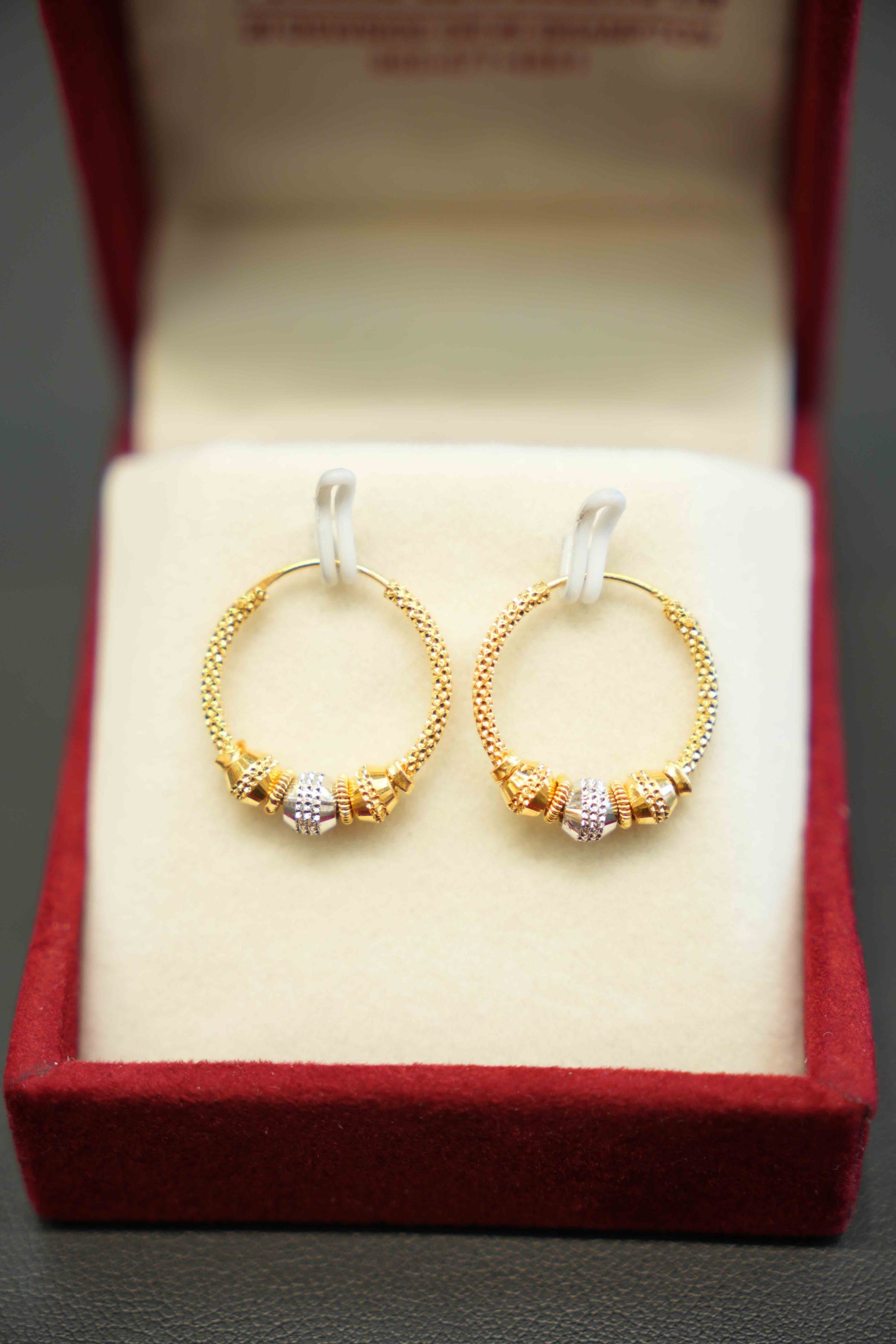 22K Gold Ladies Hoop Earrings