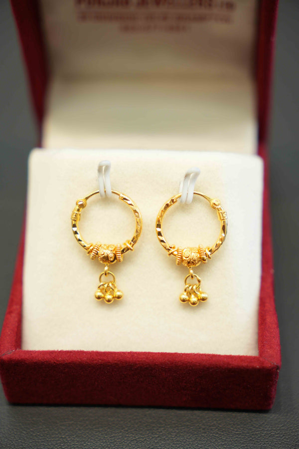 22K Gold Ladies Hanging Earrings