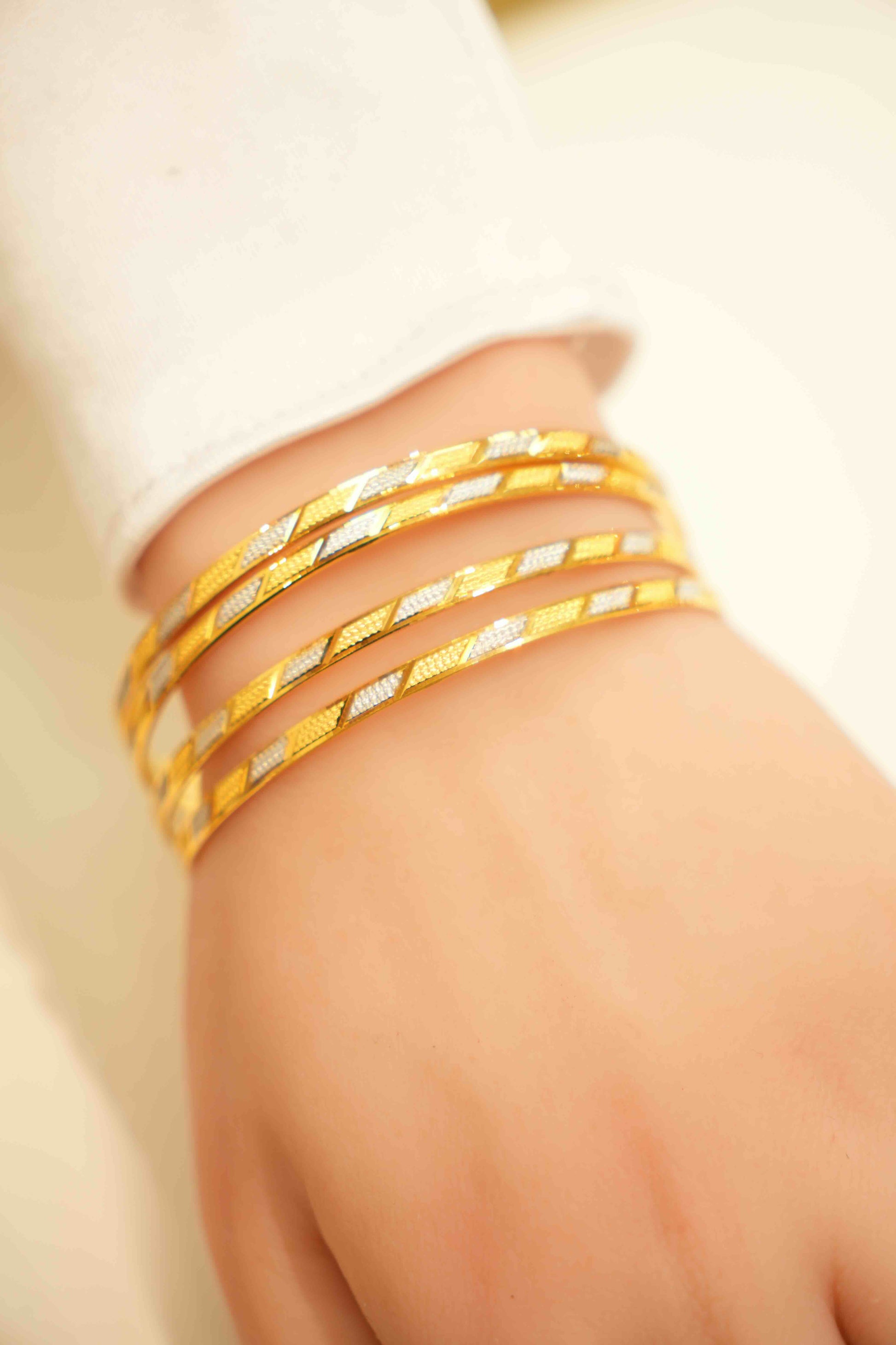 22k Gold Ladies Bangles
