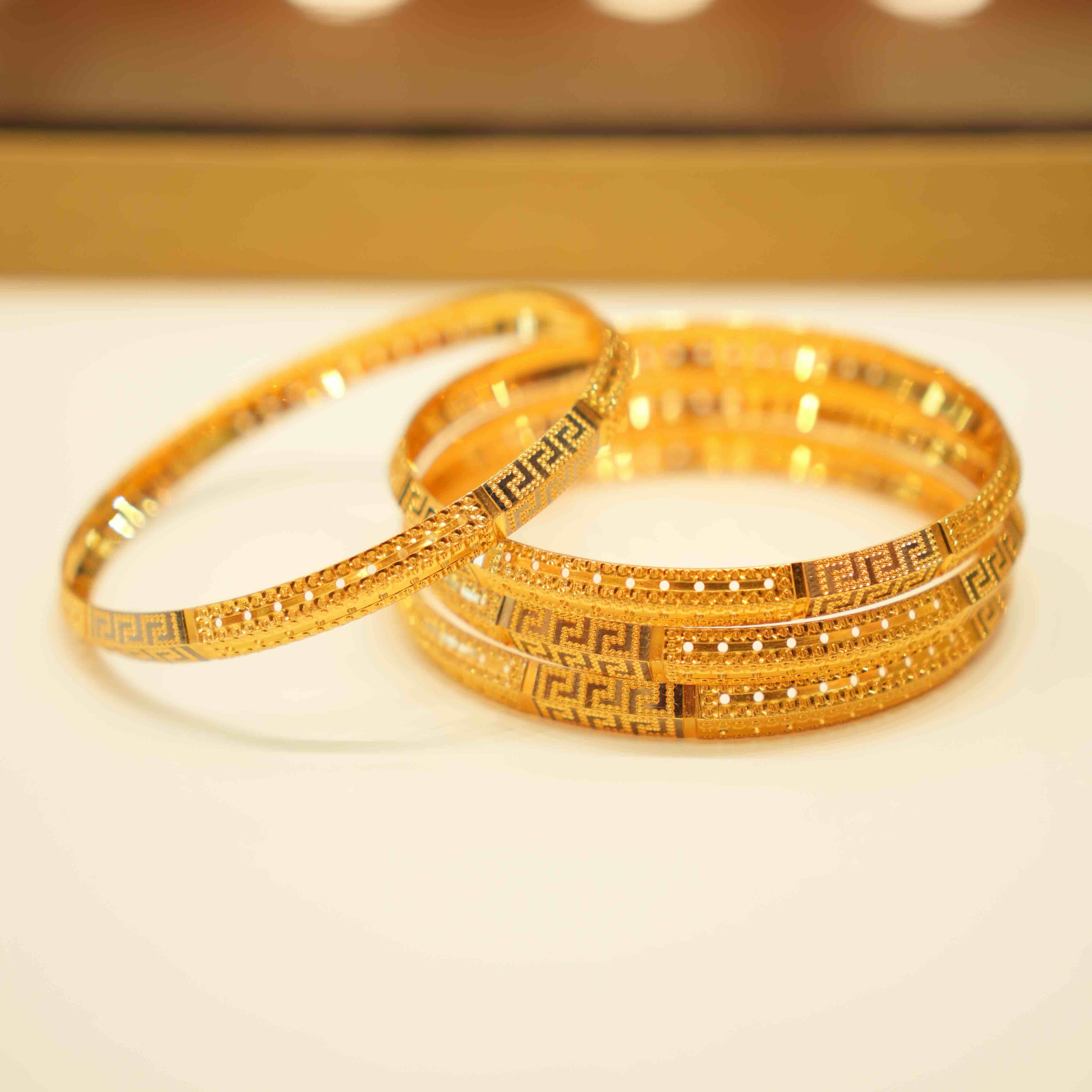 22k Gold Ladies Bangles