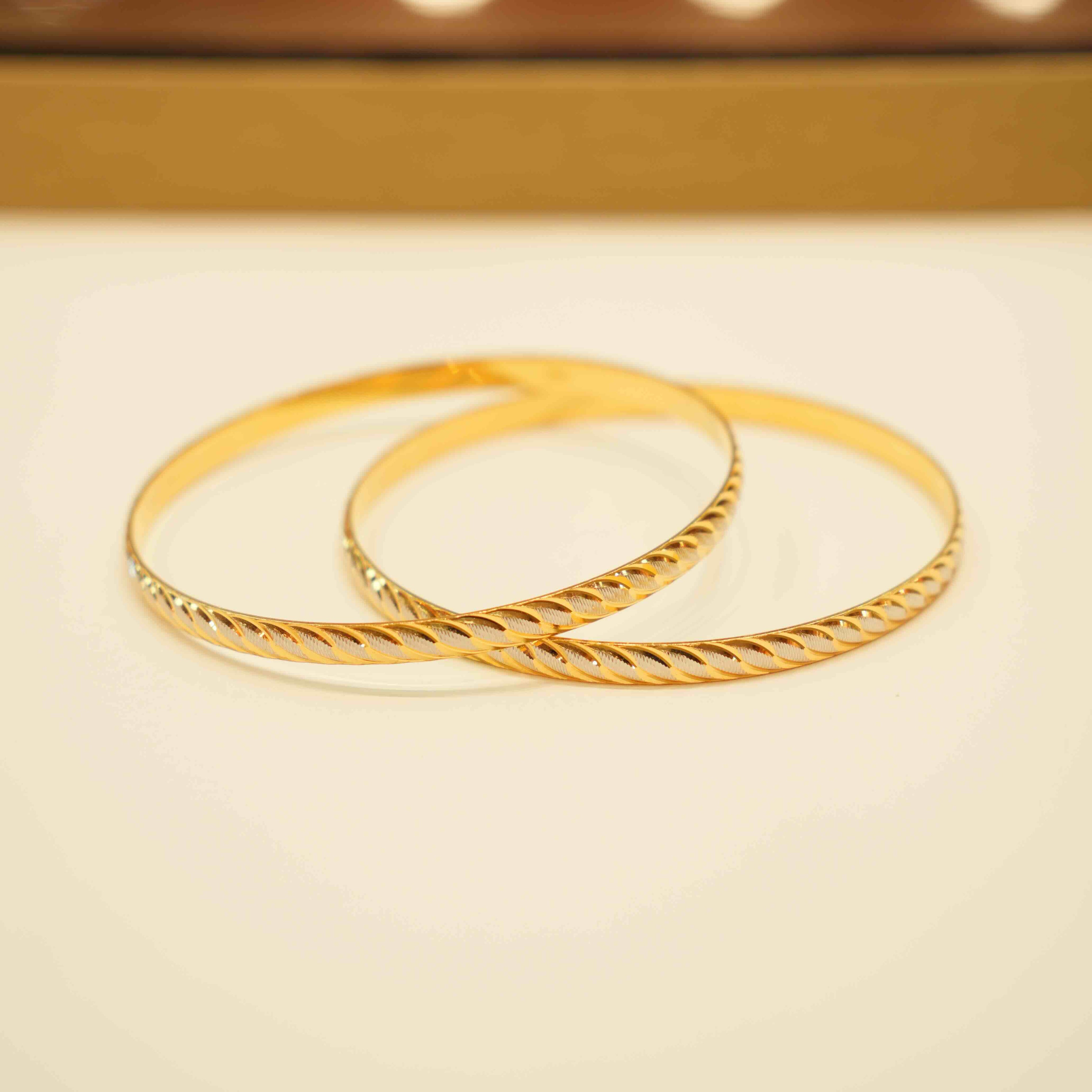 22k Gold Ladies Bangles