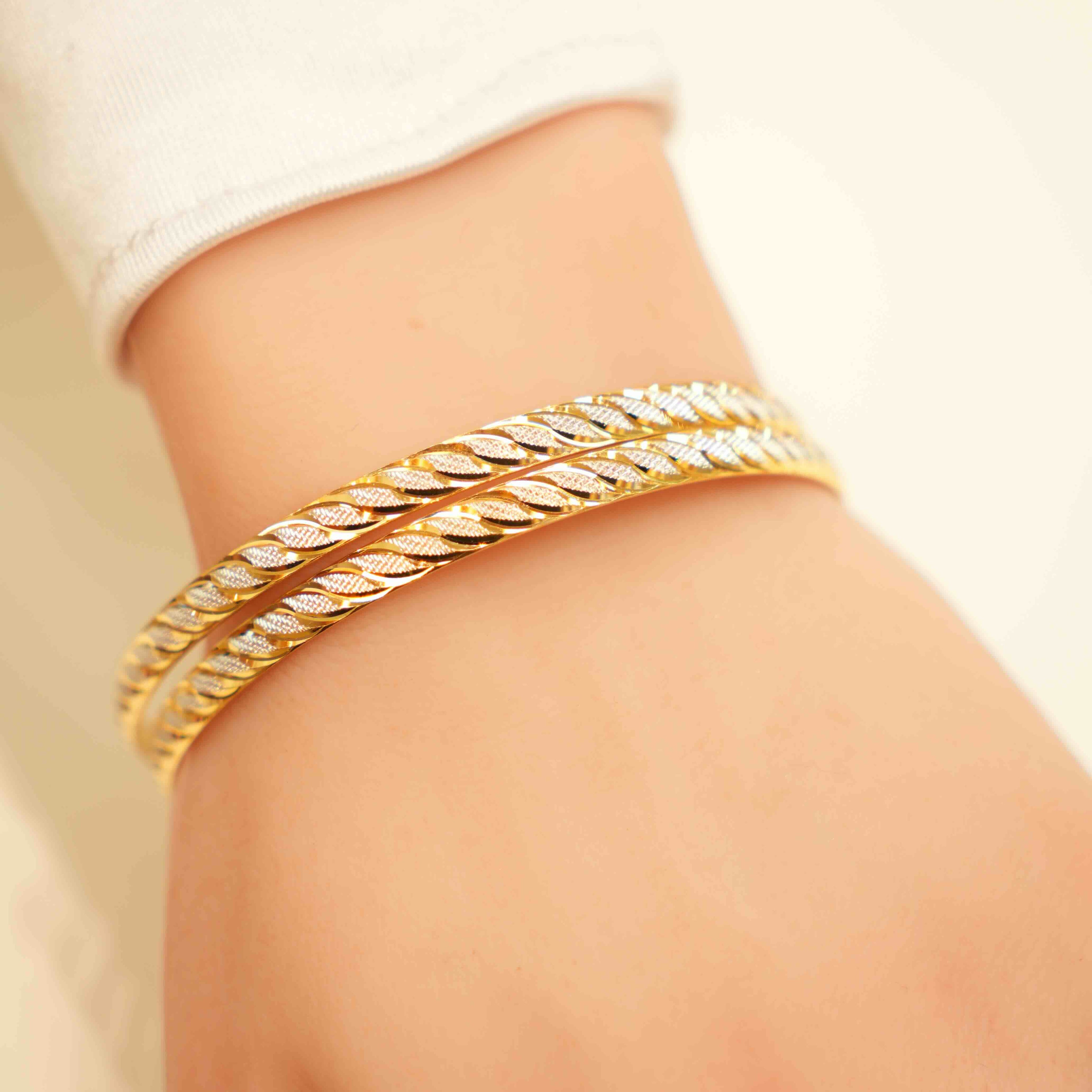 22K Gold Pair of Designer Two-Tone Ladies Bangles