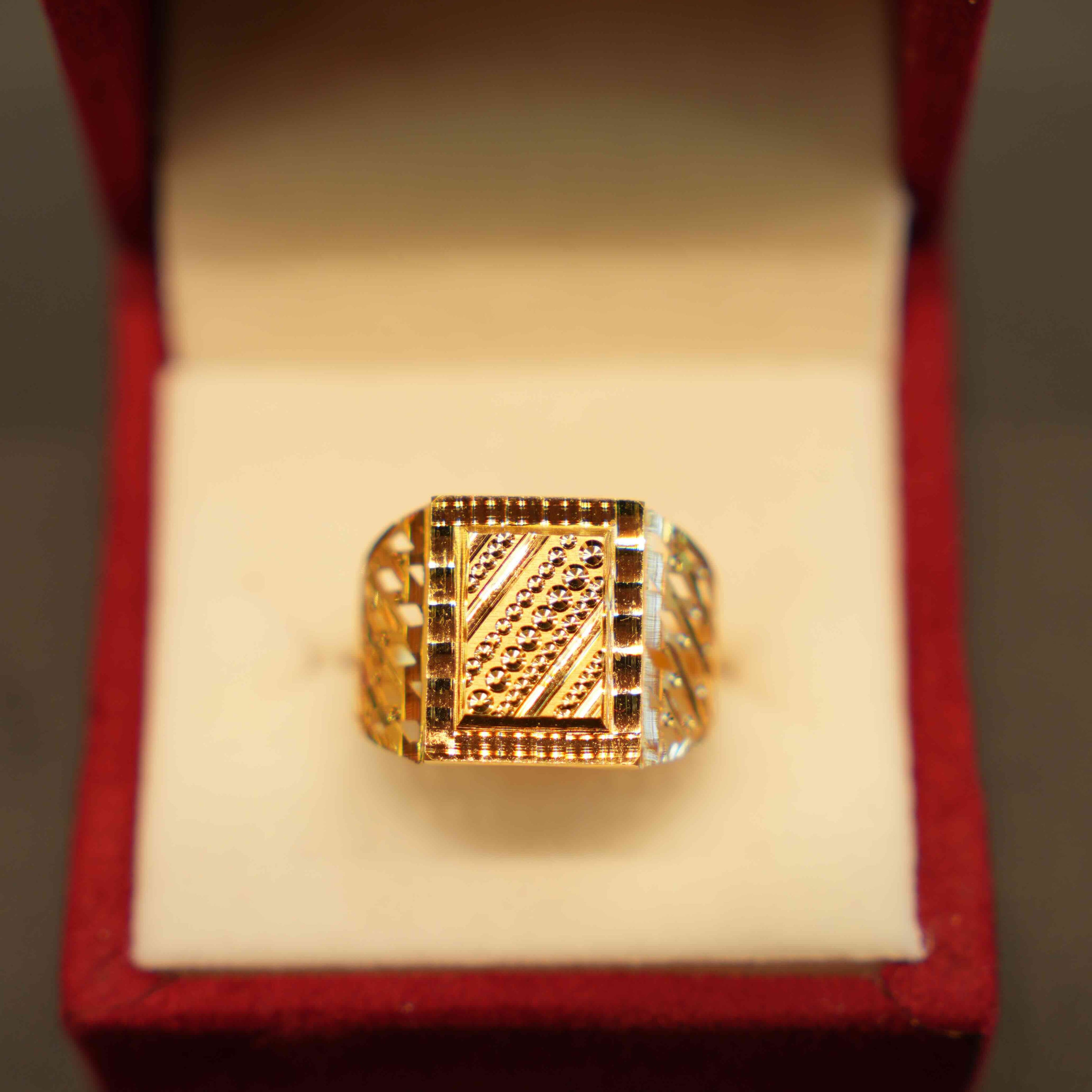 22K Gold Designer Men's Ring