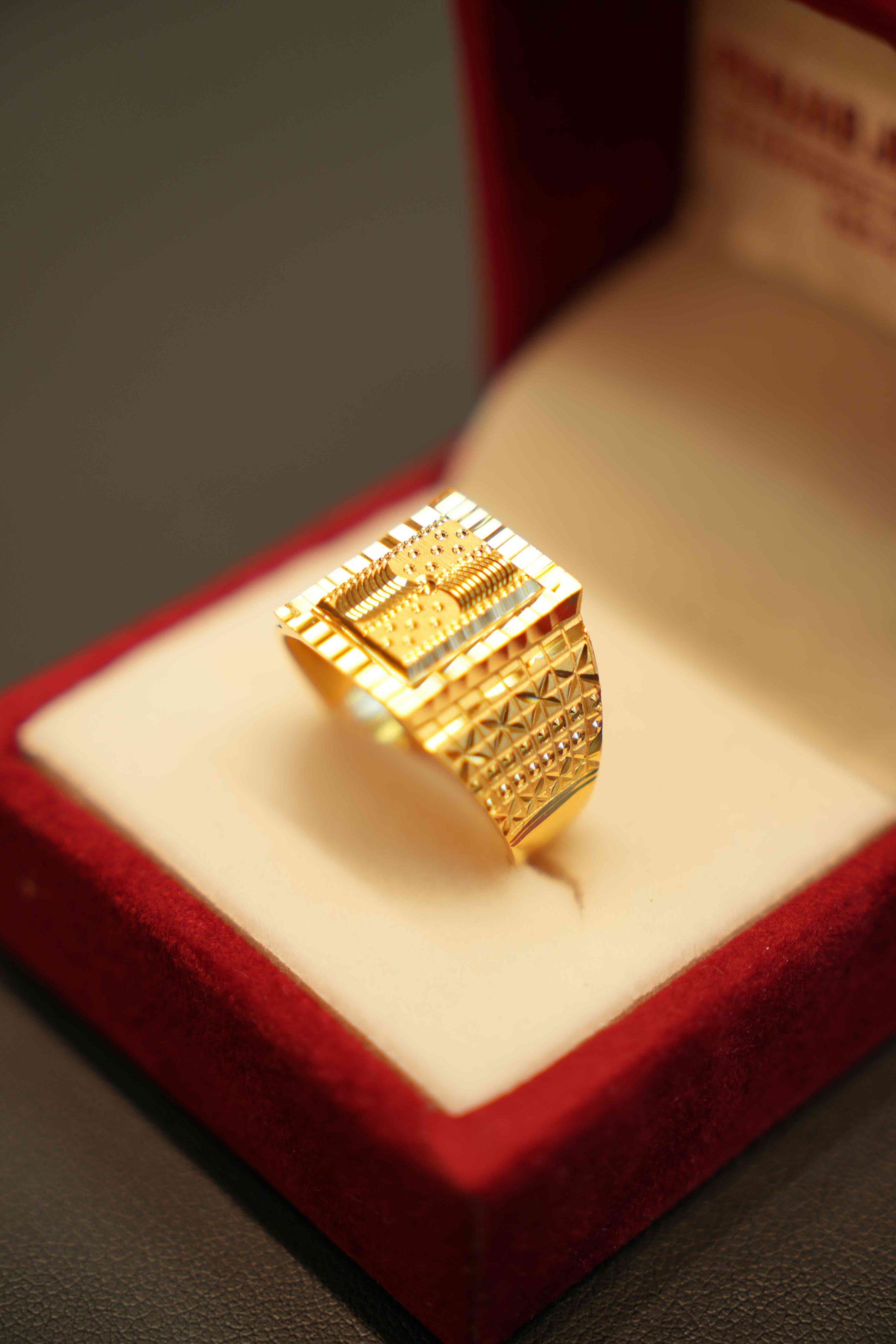 22K Gold Designer Men's Ring