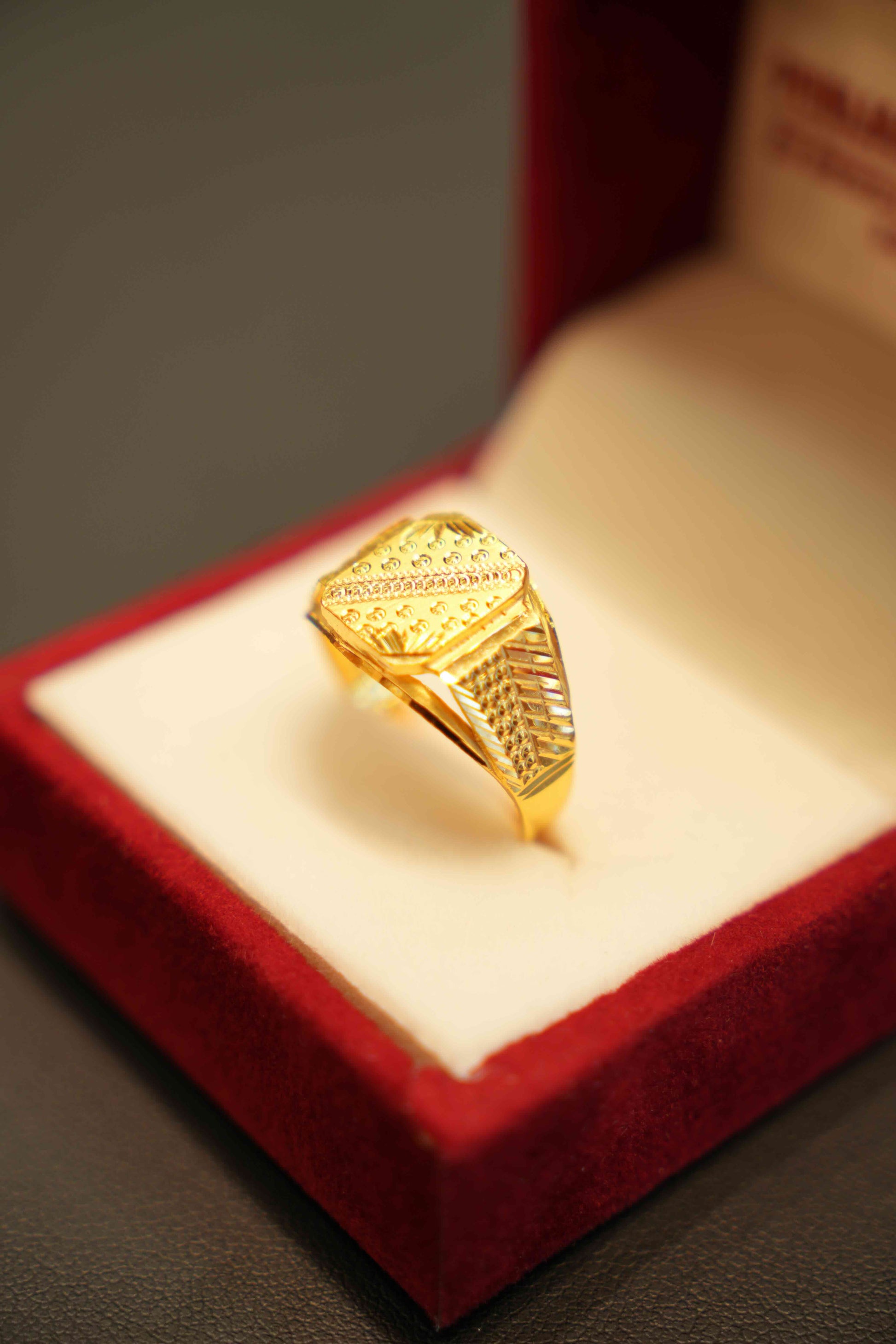 22K Gold Designer Men's Ring