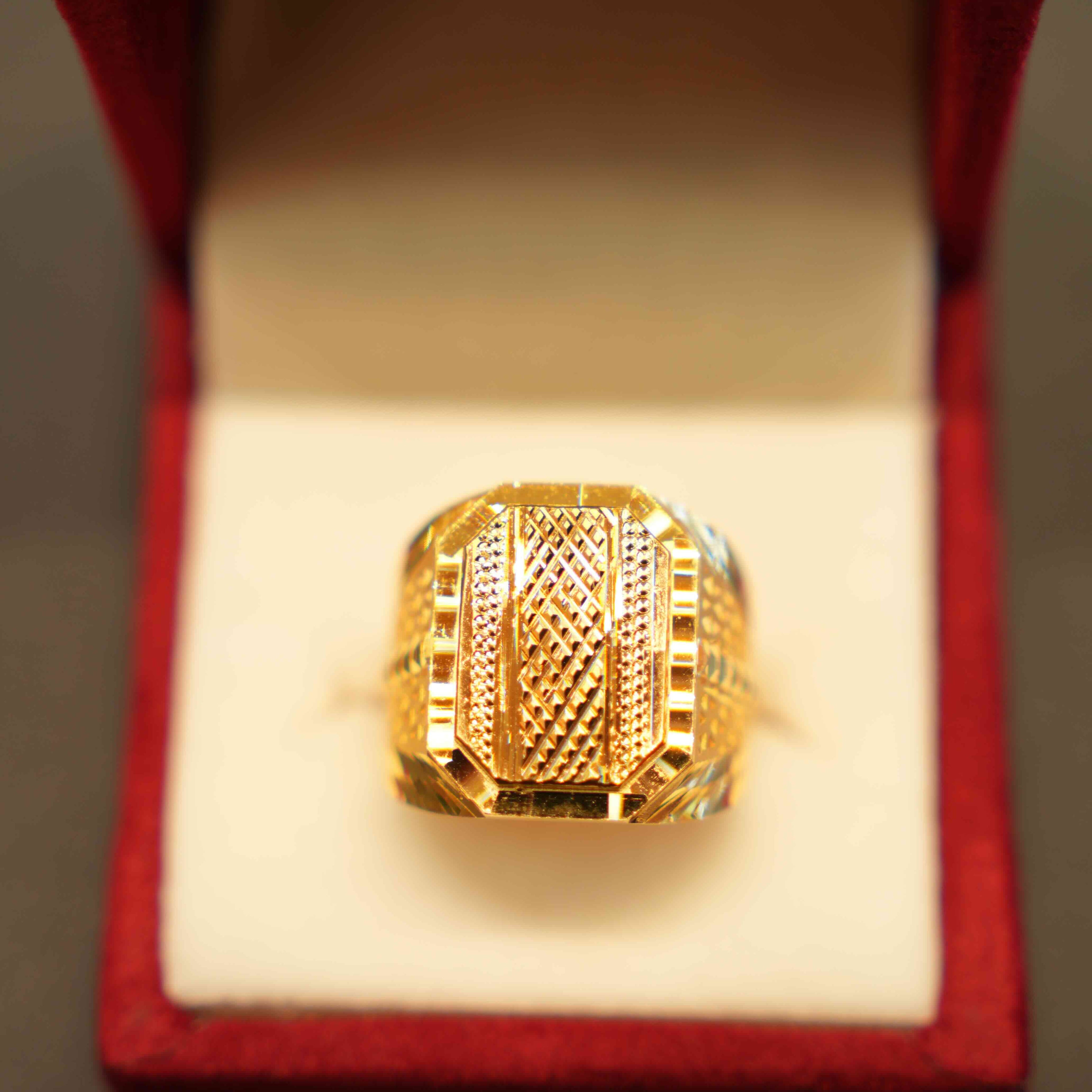 22K Gold Designer Men's Ring